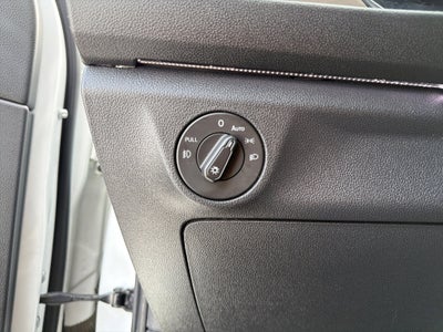 2019 Volkswagen Jetta SEL Premium