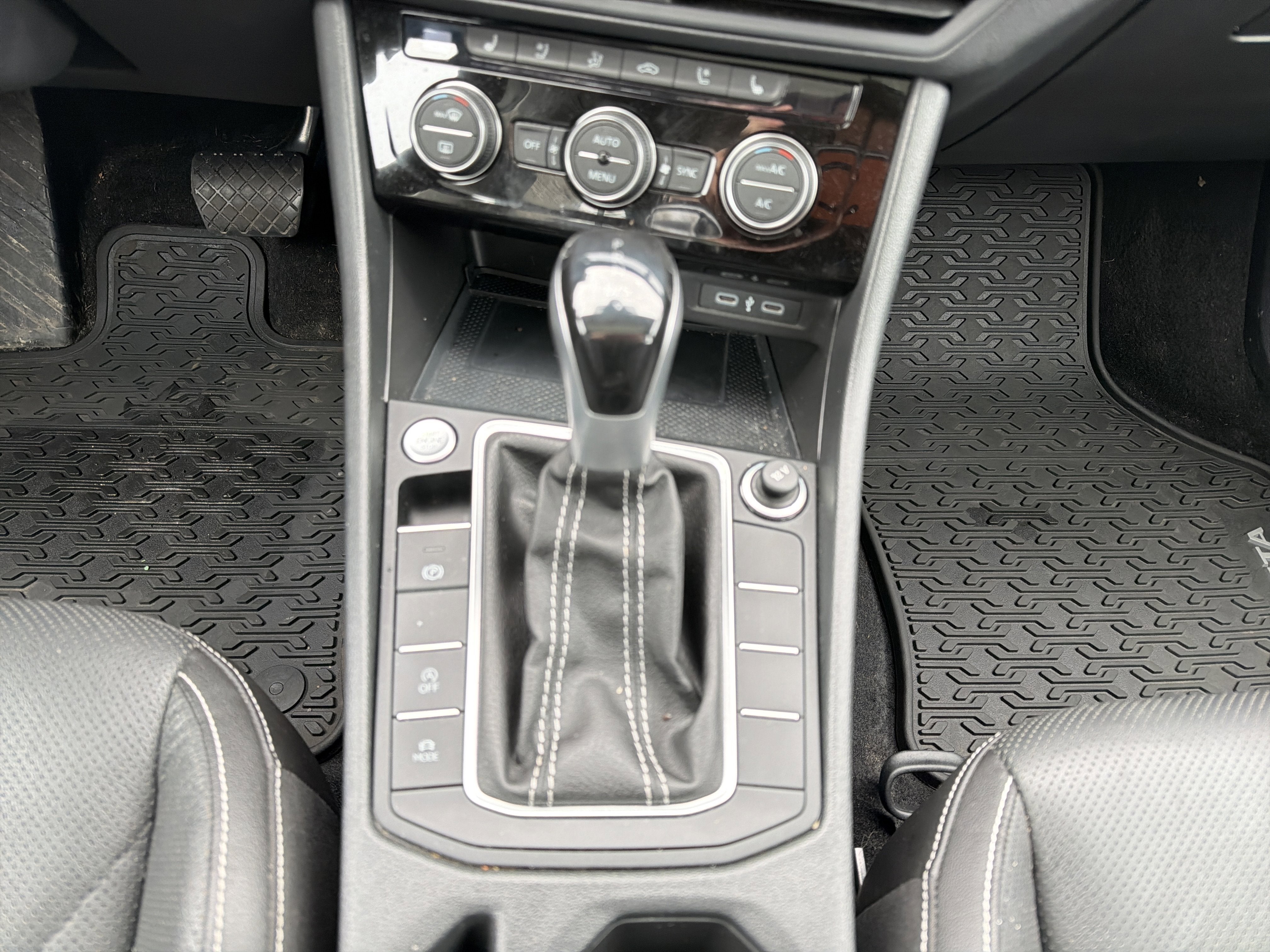 2023 Volkswagen Jetta SEL