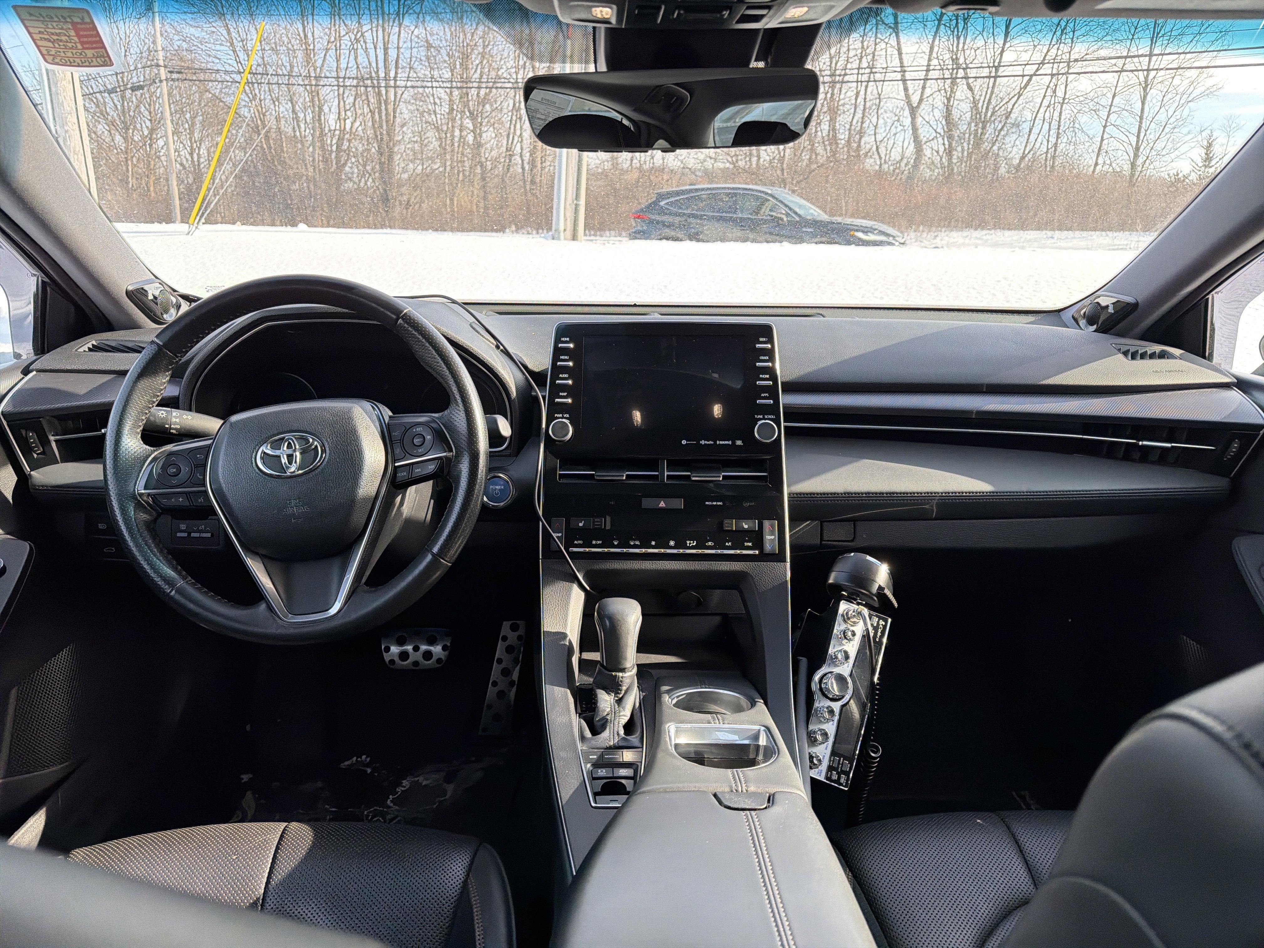 2019 Toyota Avalon XSE Hybrid