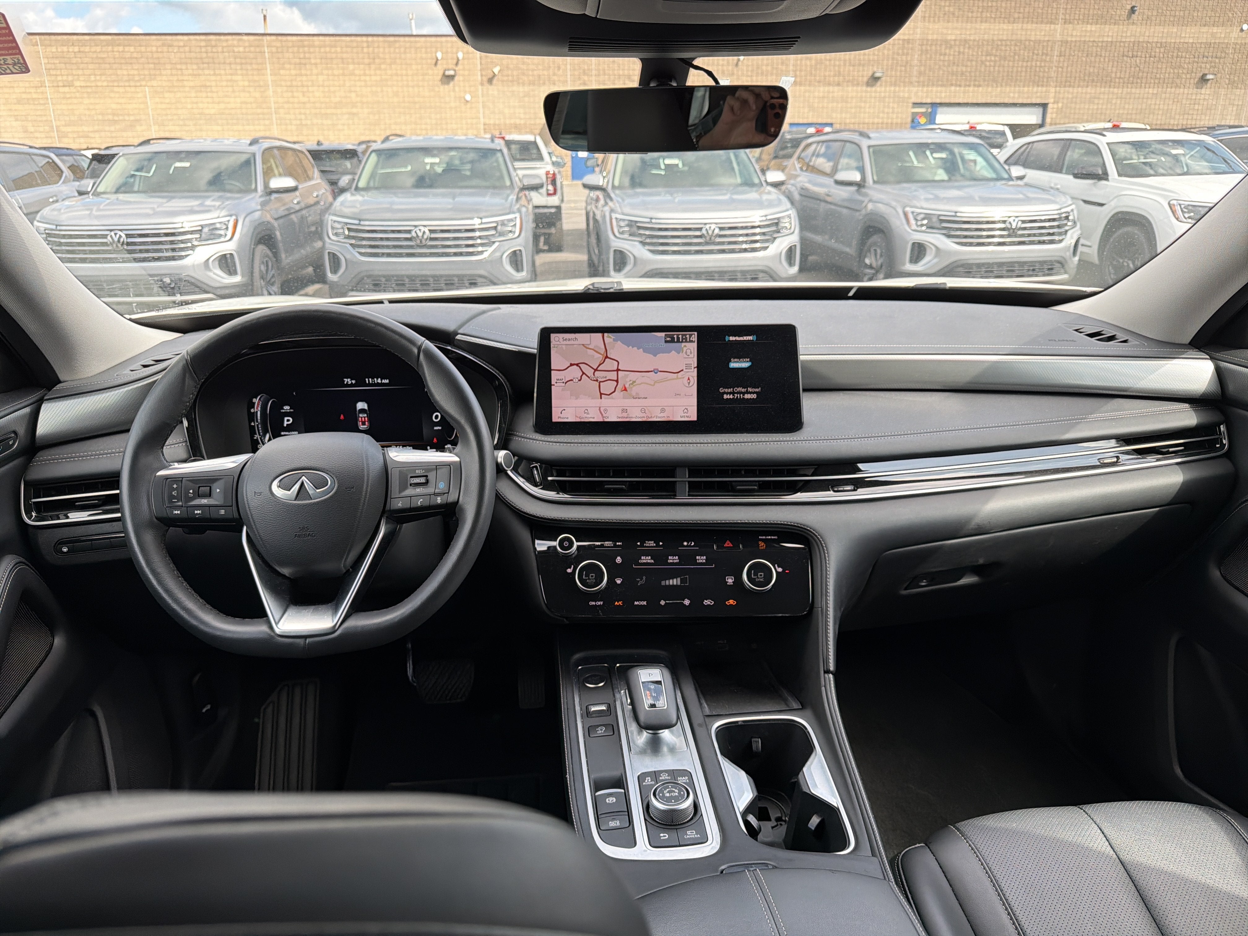 2025 INFINITI QX60 LUXE