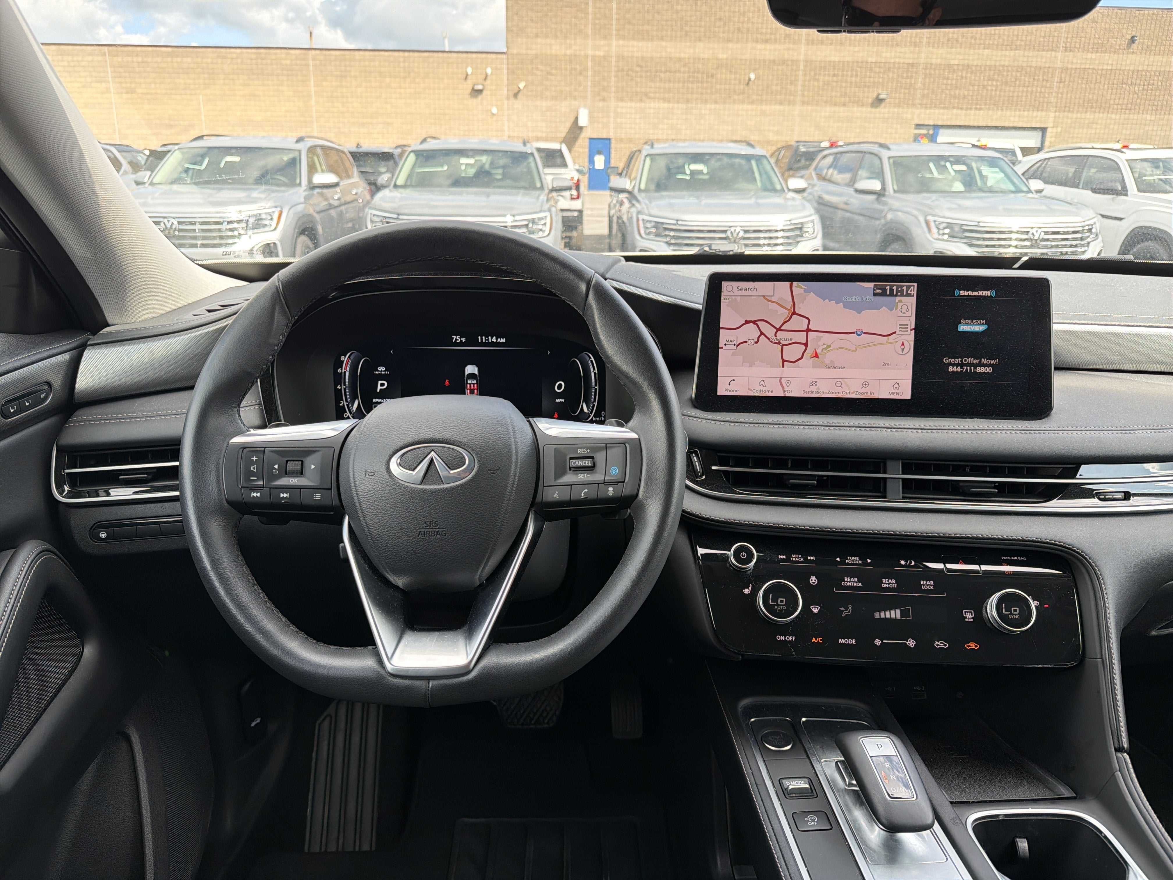 2025 INFINITI QX60 LUXE