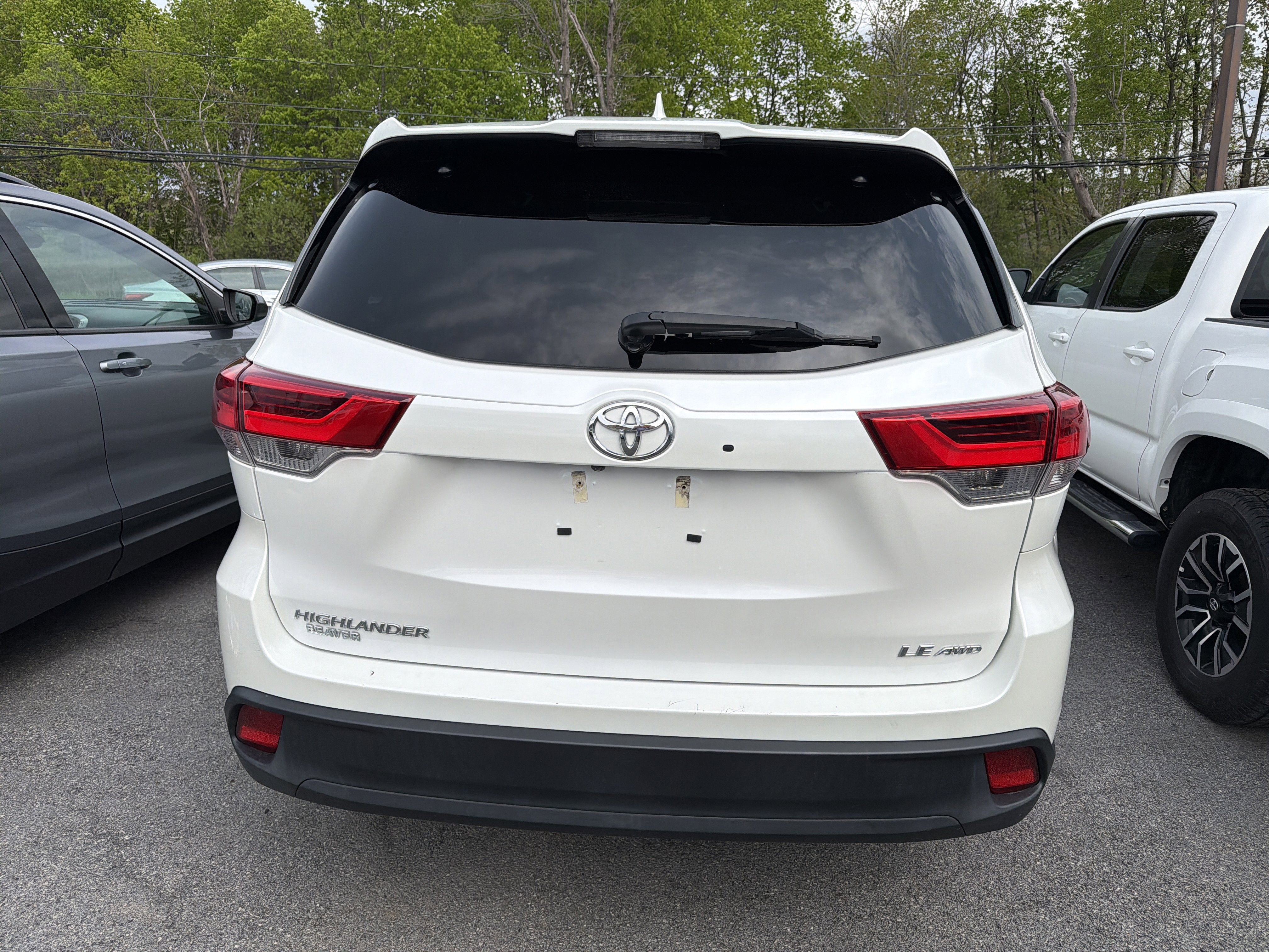 2019 Toyota Highlander LE