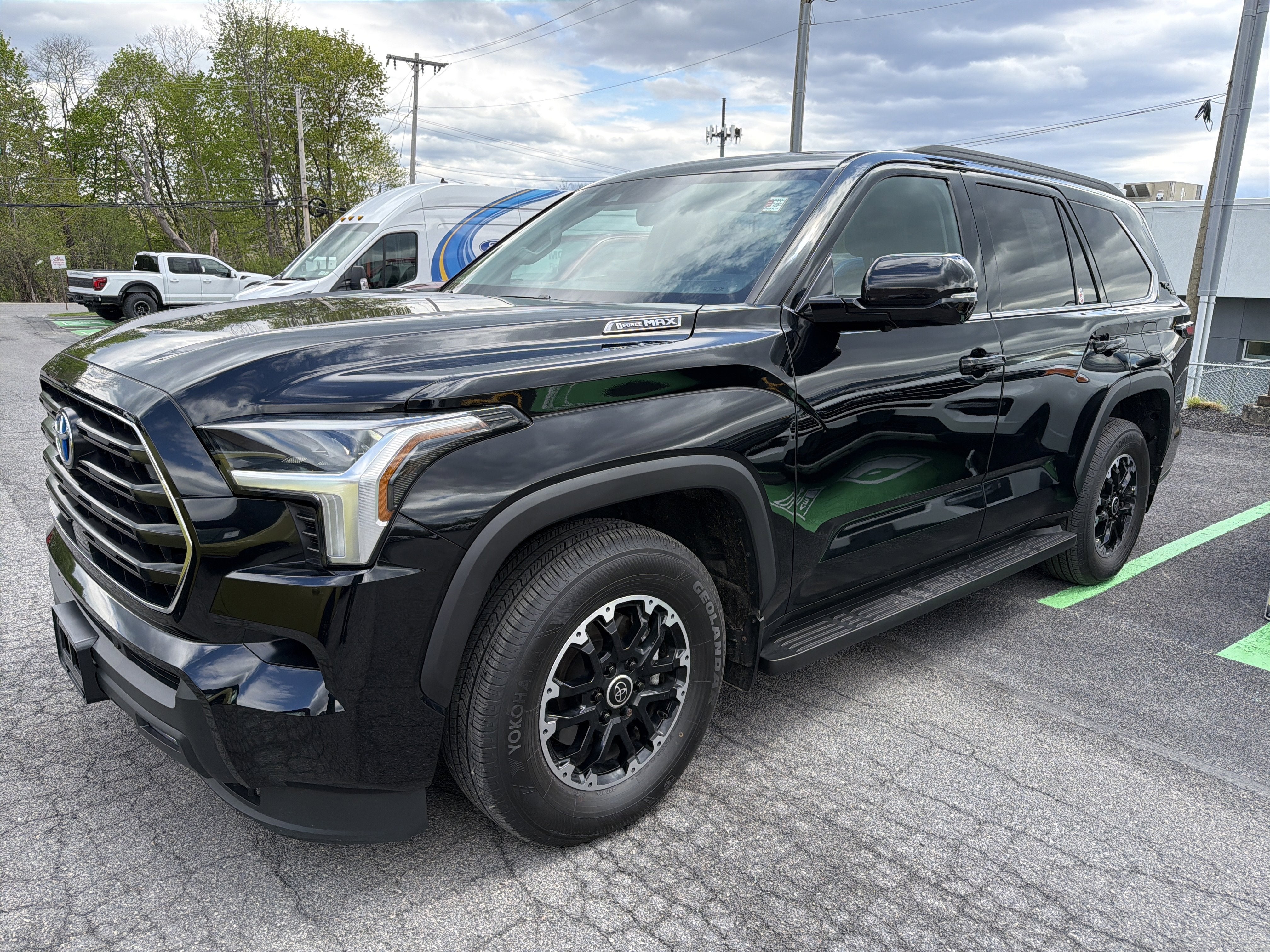 2023 Toyota Sequoia SR5