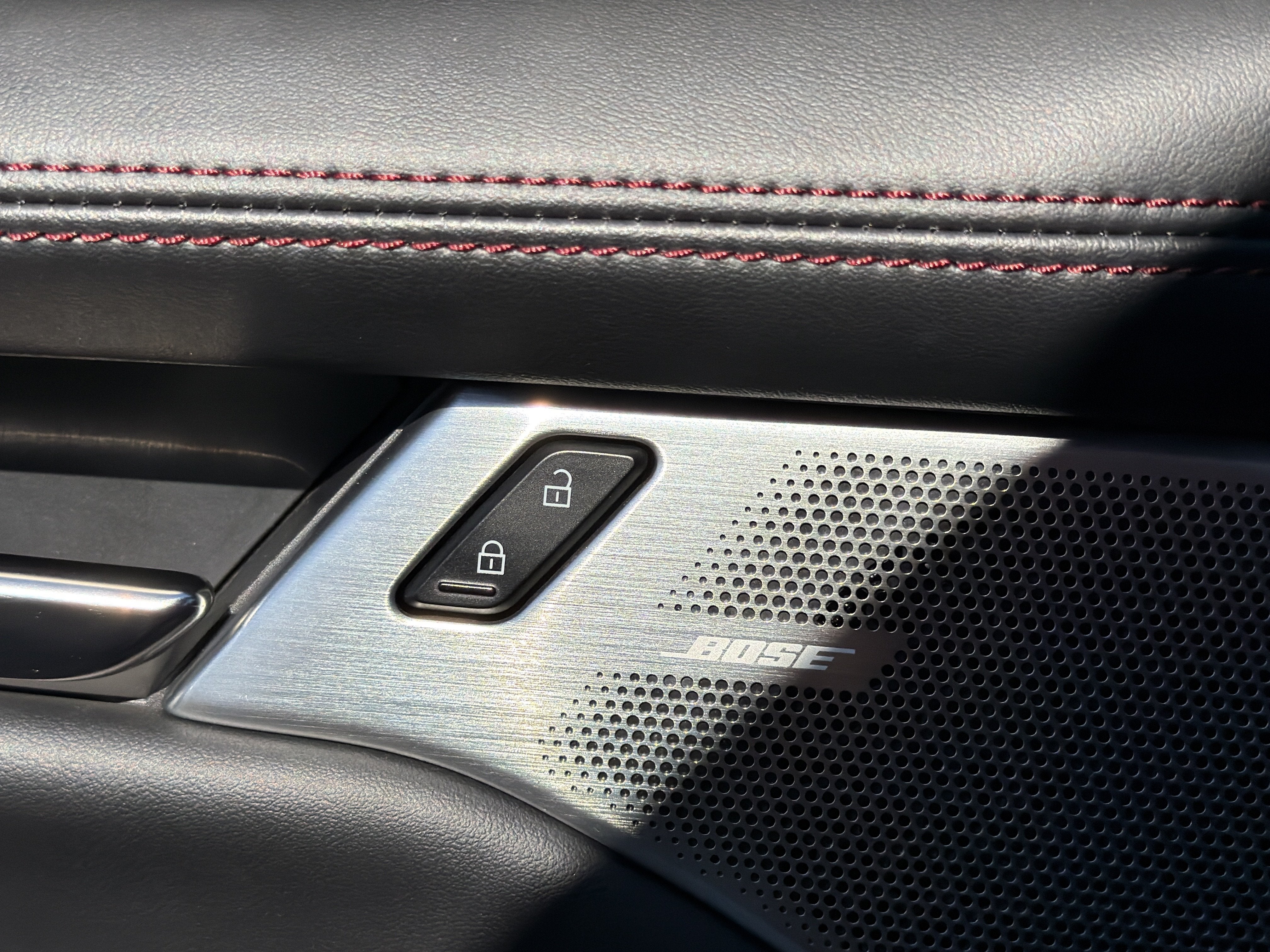 2022 Mazda Mazda3 Hatchback Carbon Edition