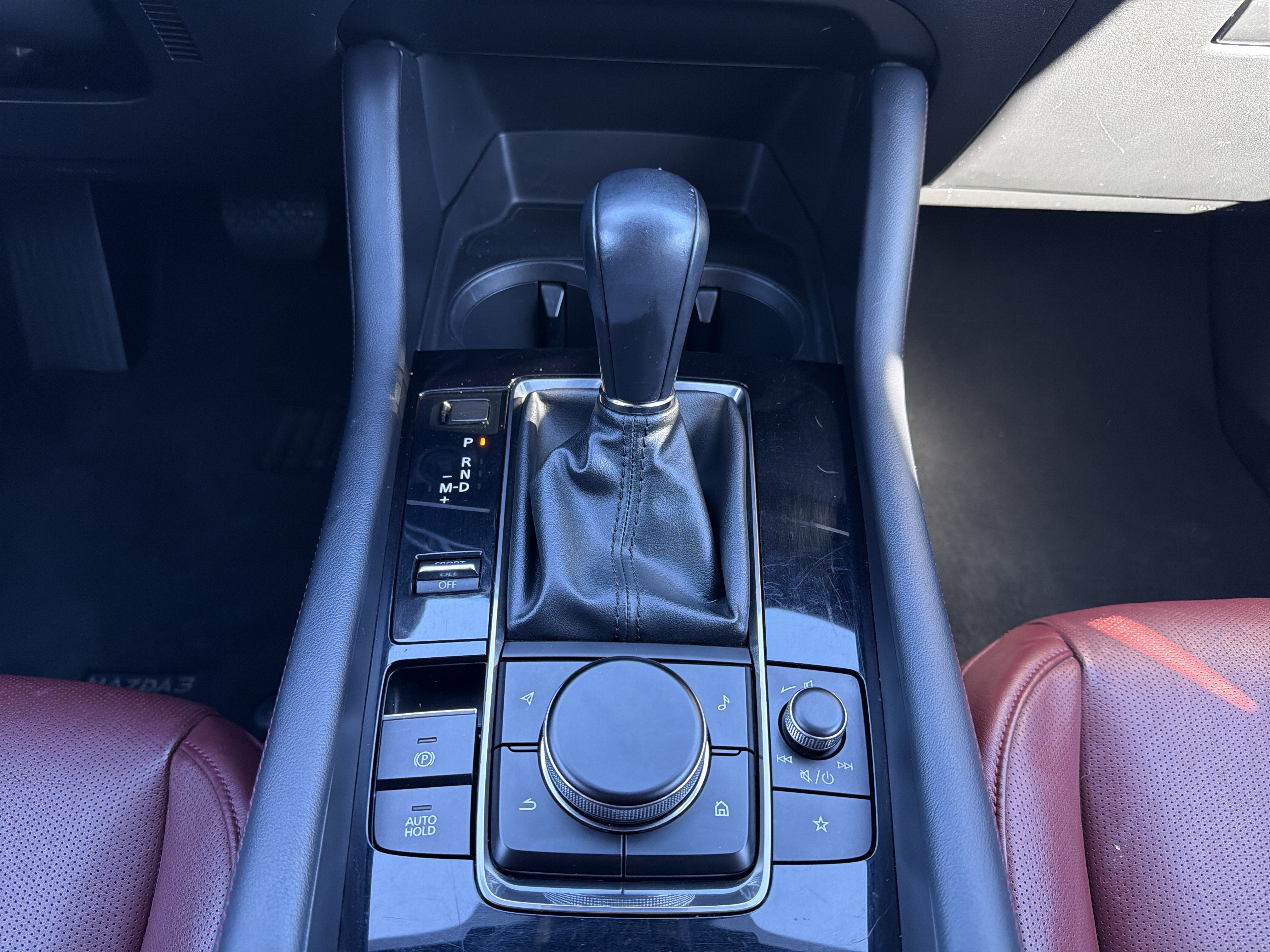 2022 Mazda Mazda3 Hatchback Carbon Edition