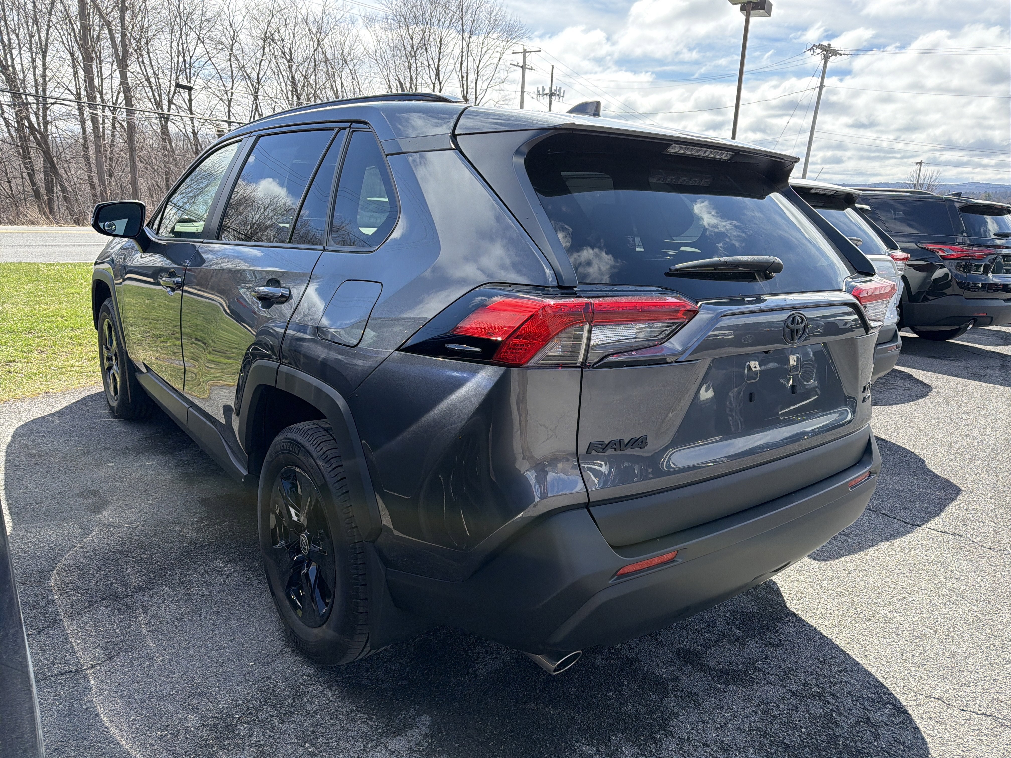 2020 Toyota RAV4 XLE