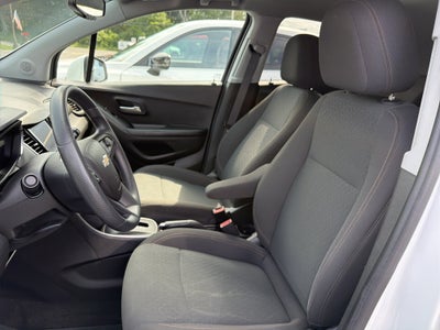 2022 Chevrolet Trax LS