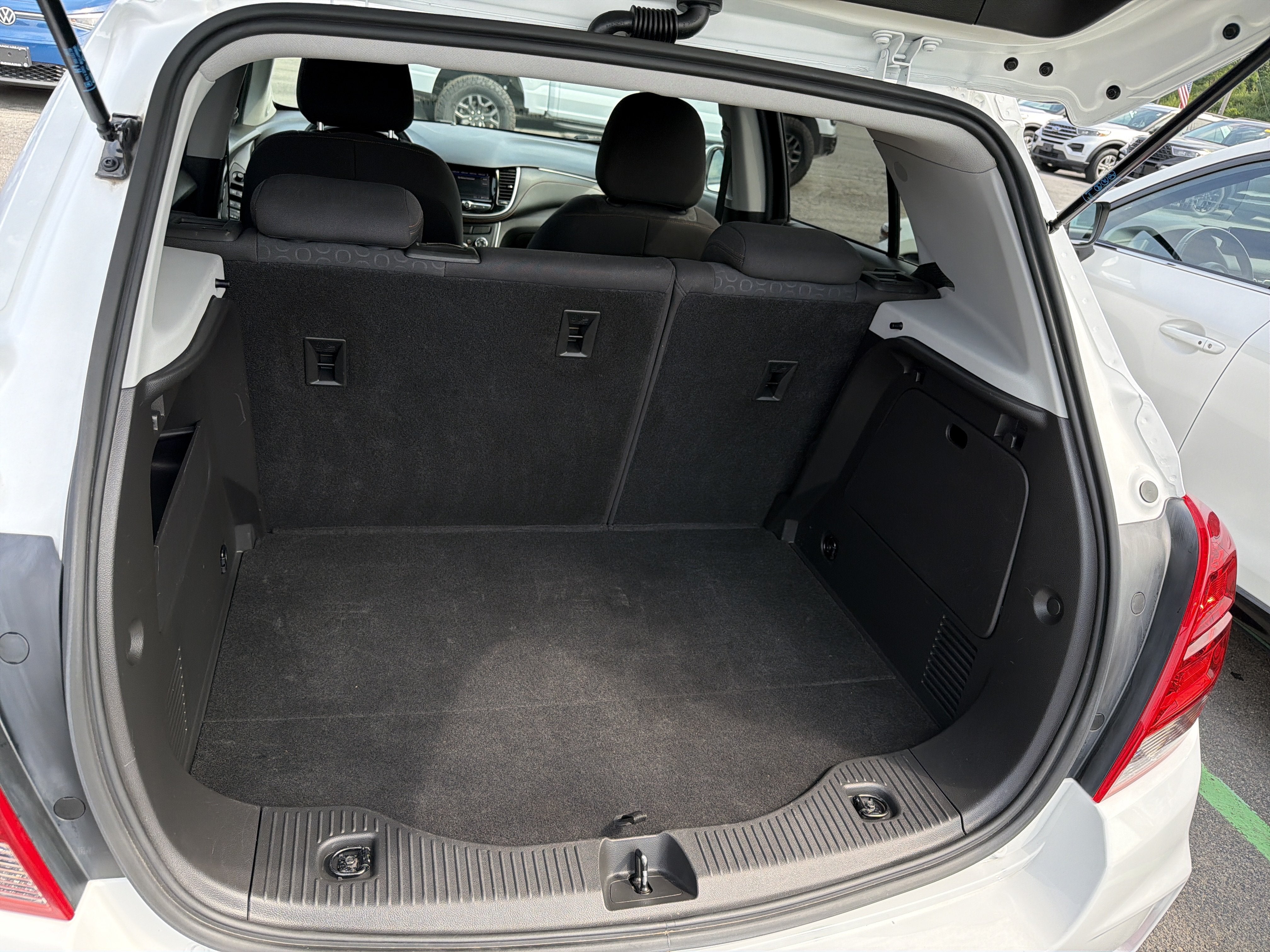 2022 Chevrolet Trax LS