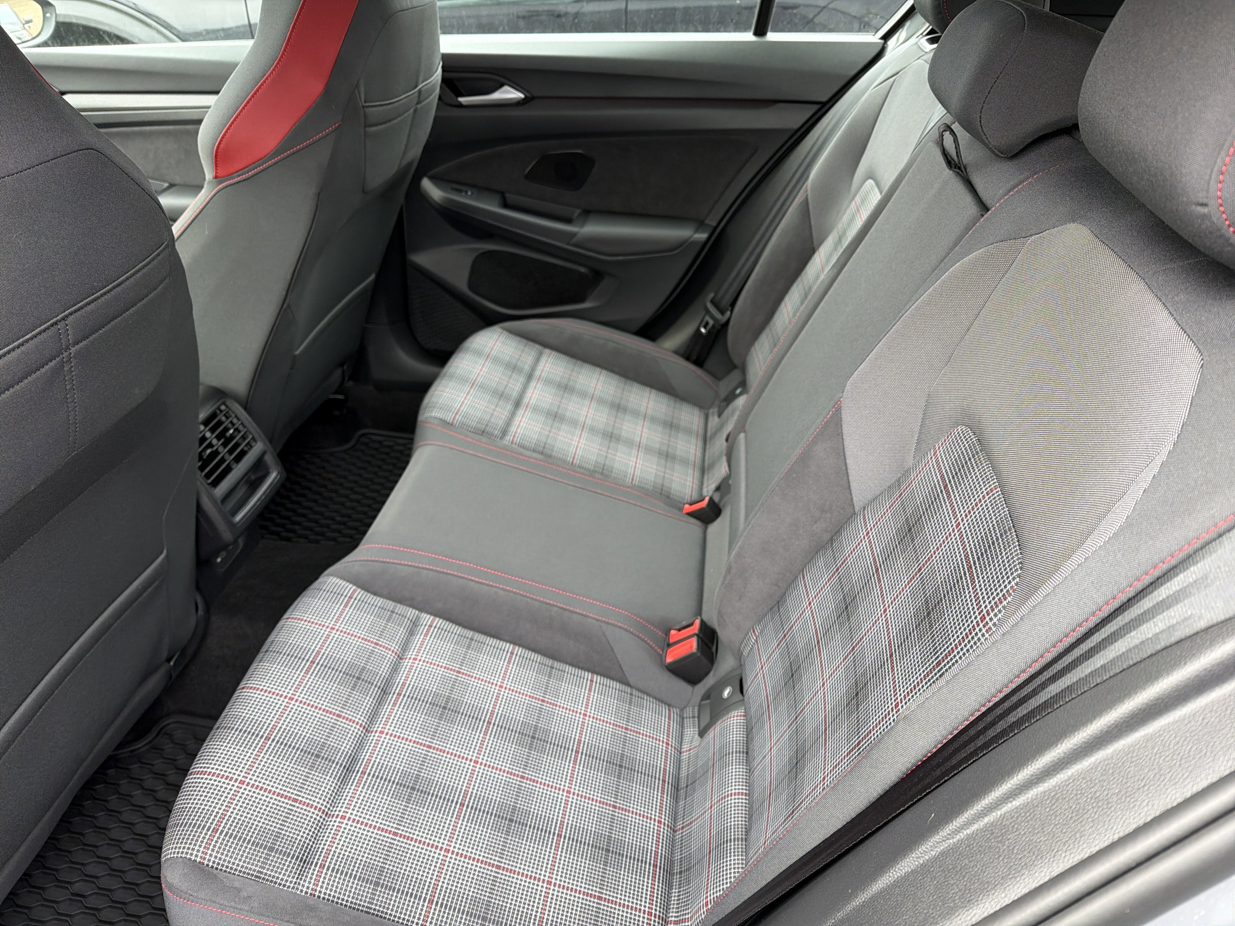 2023 Volkswagen Golf GTI SE