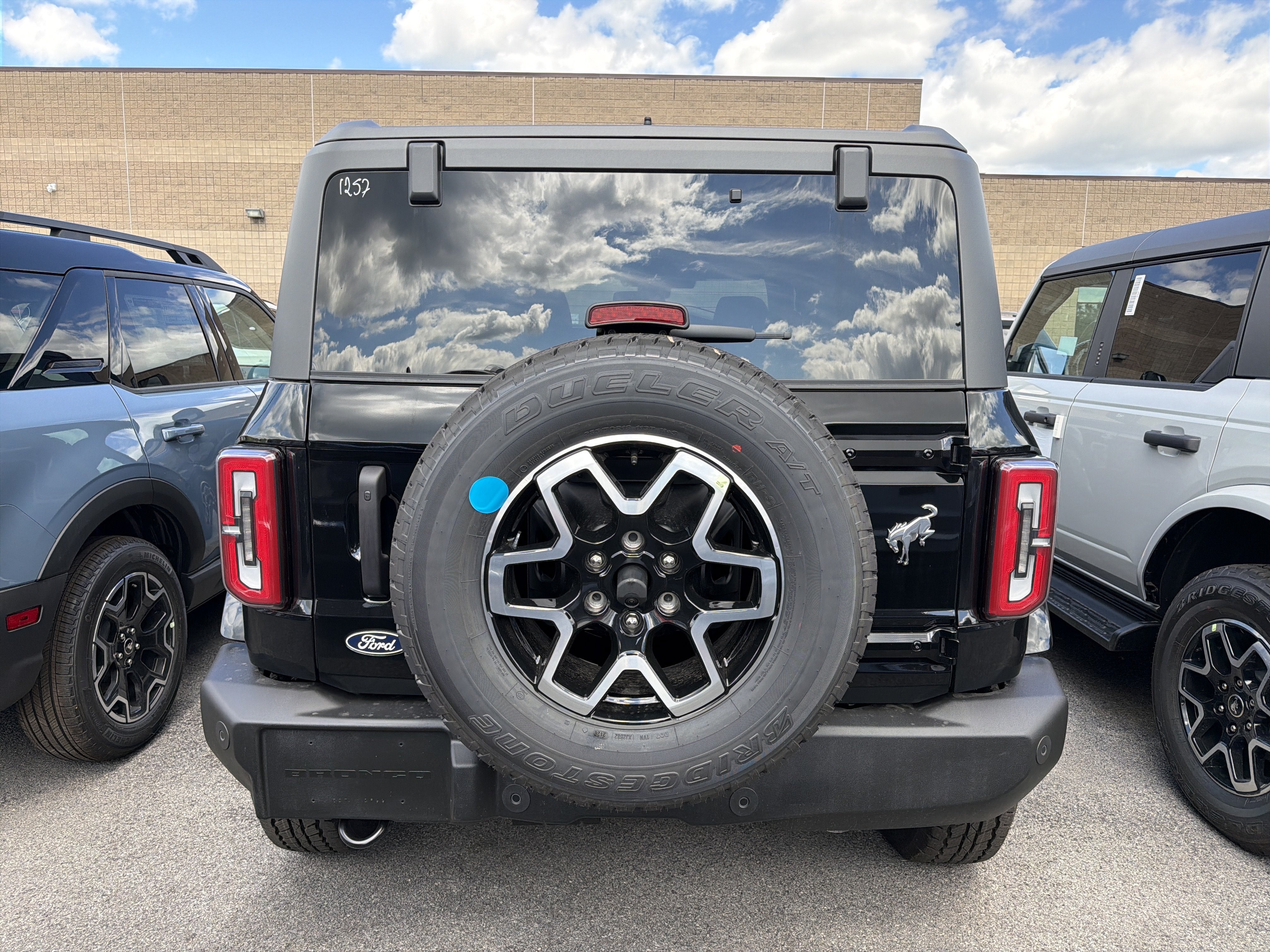 2026 Ford Bronco Outer Banks®