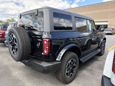 2026 Ford Bronco Outer Banks®