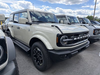 2026 Ford Bronco Outer Banks®