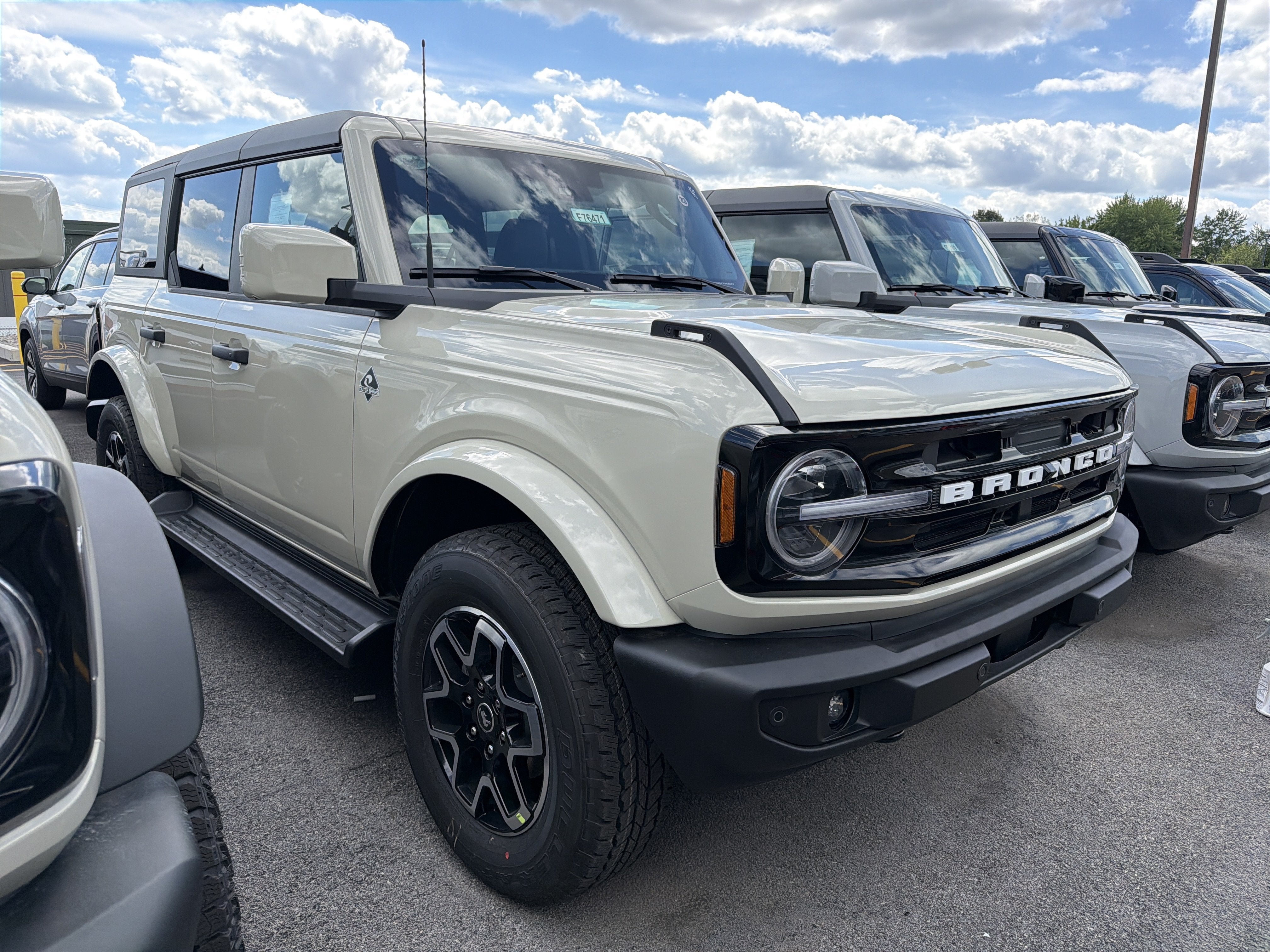 2026 Ford Bronco Outer Banks®
