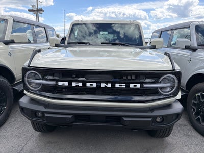 2026 Ford Bronco Outer Banks®