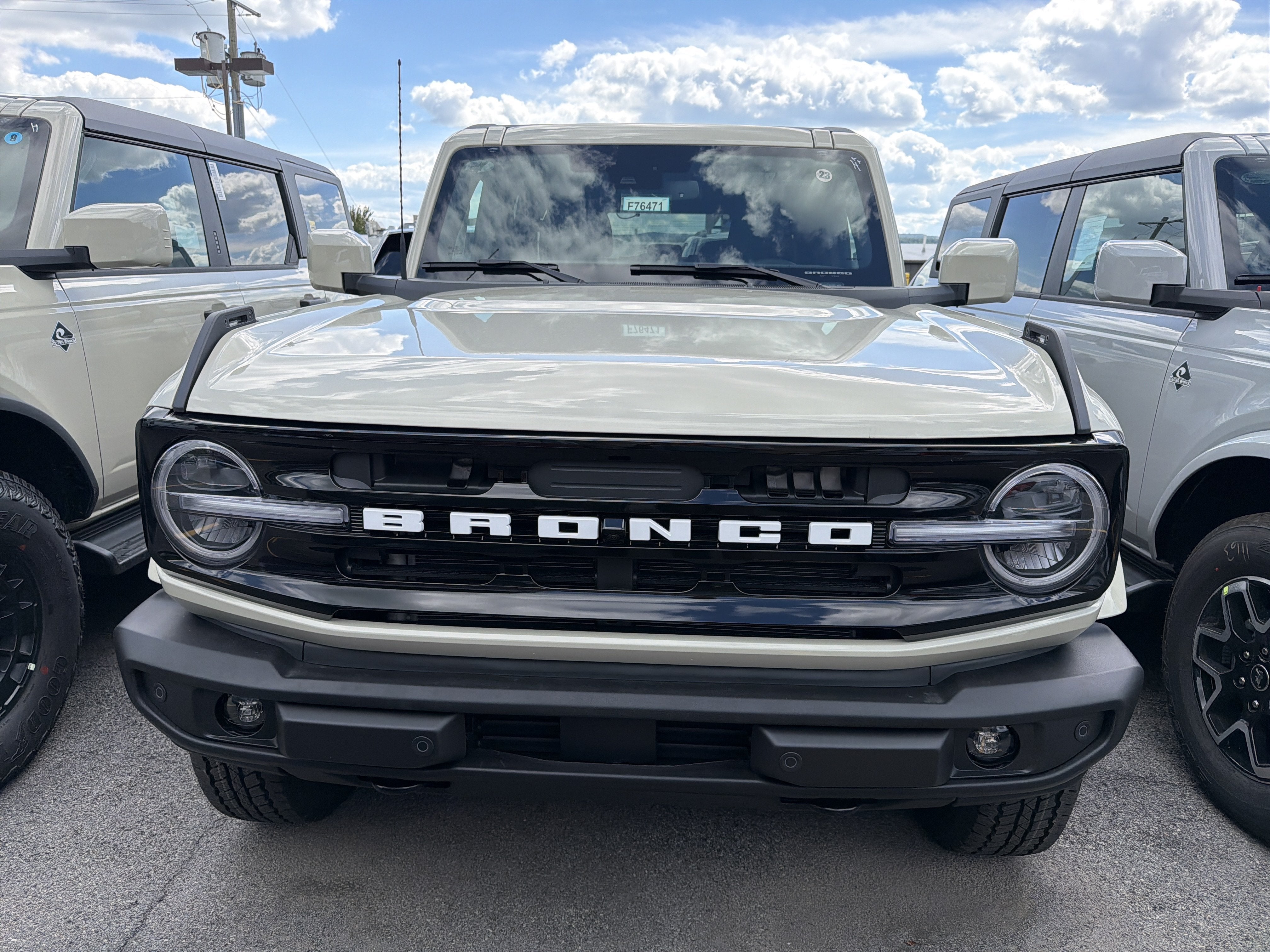 2026 Ford Bronco Outer Banks®