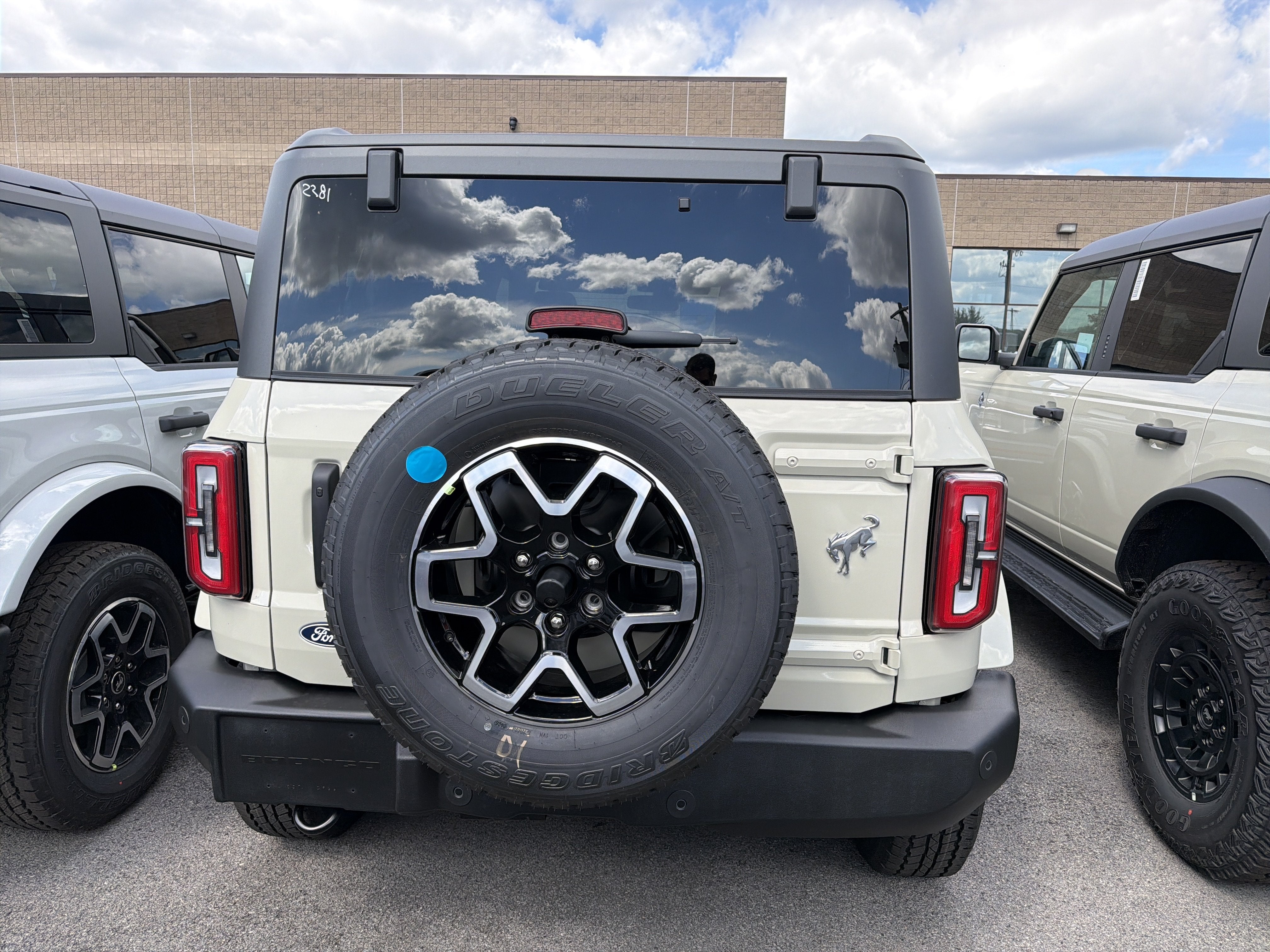 2026 Ford Bronco Outer Banks®
