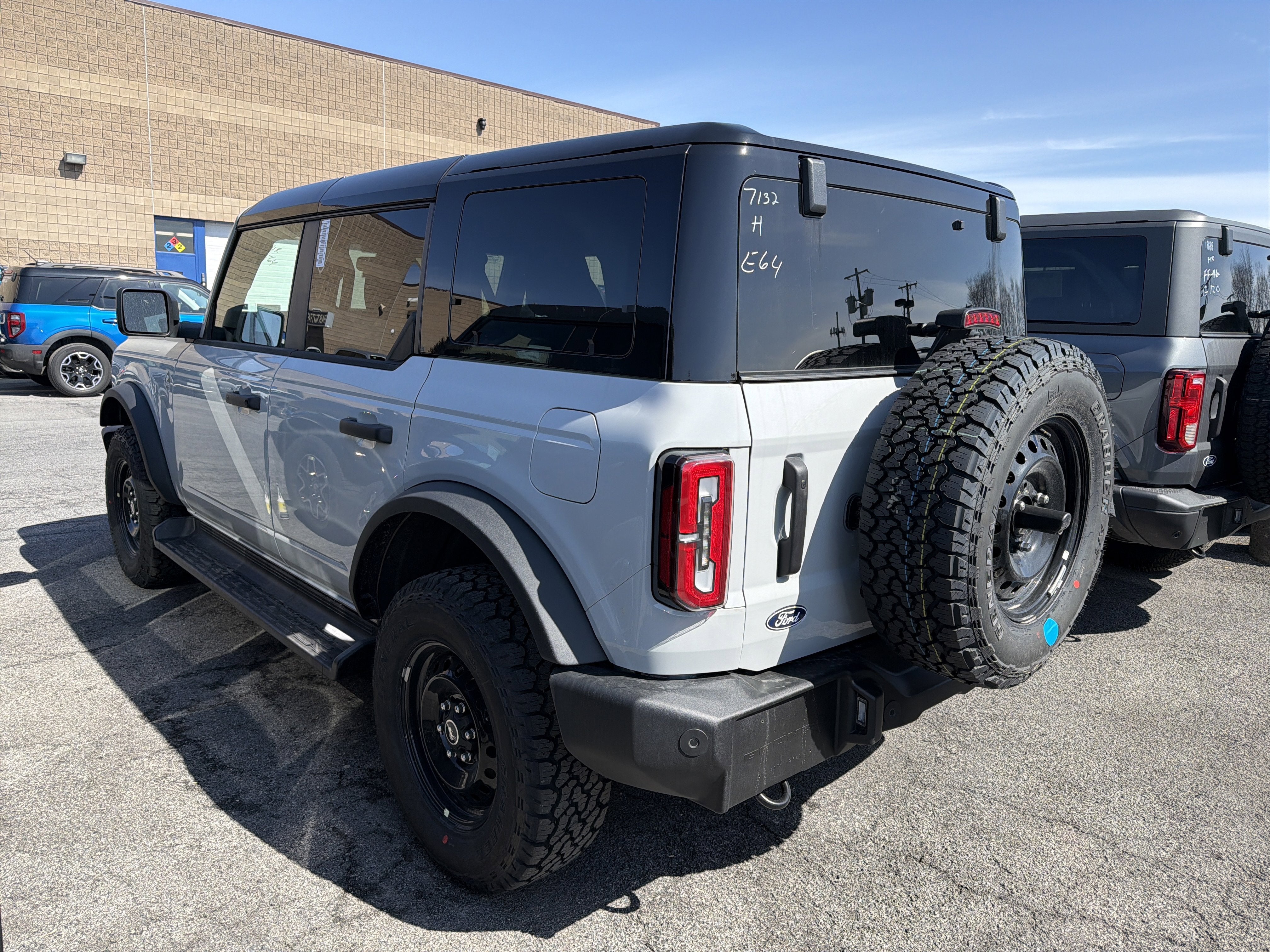 2026 Ford Bronco Outer Banks®