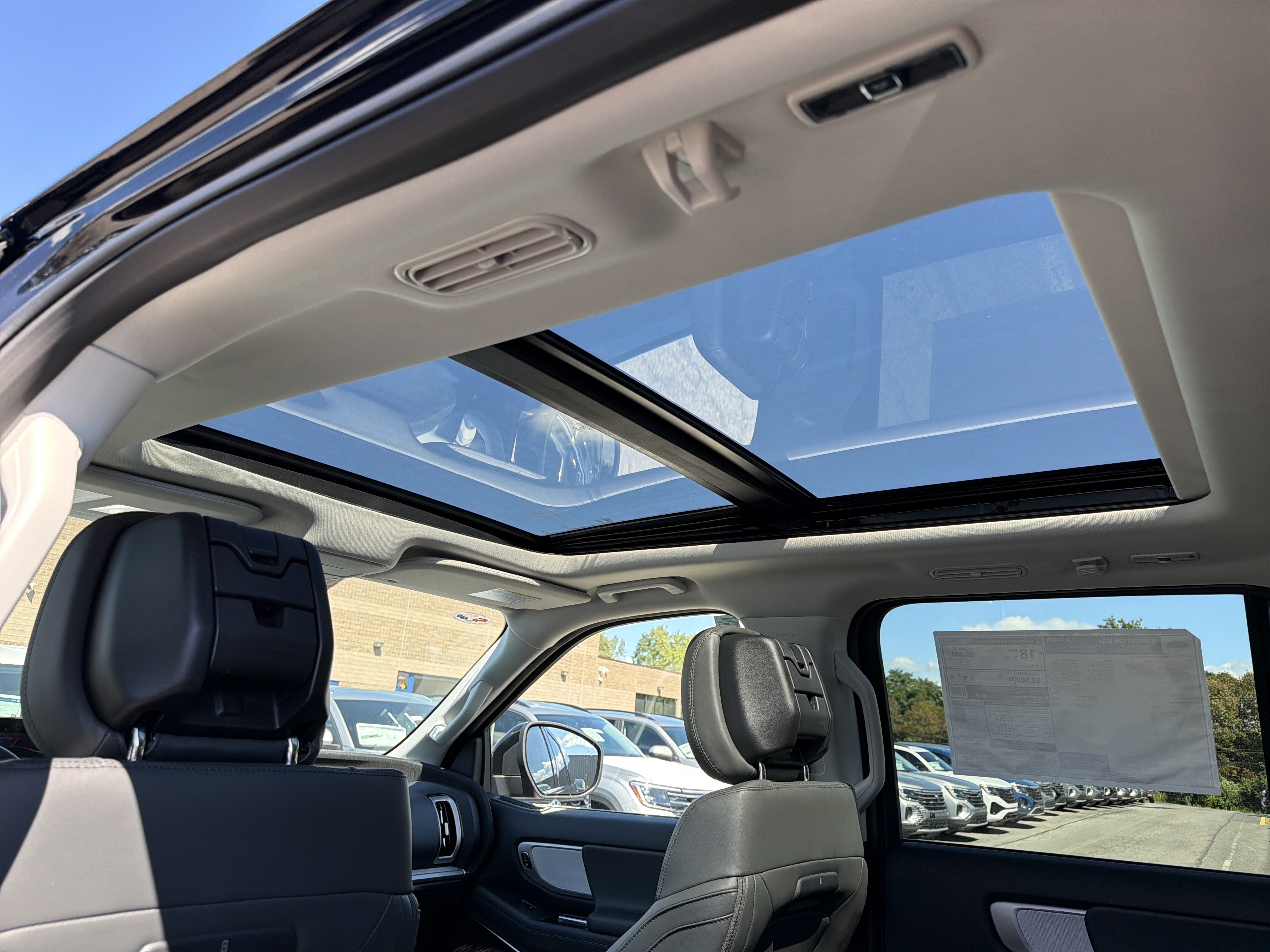 2027 Ford Expedition MAX Active