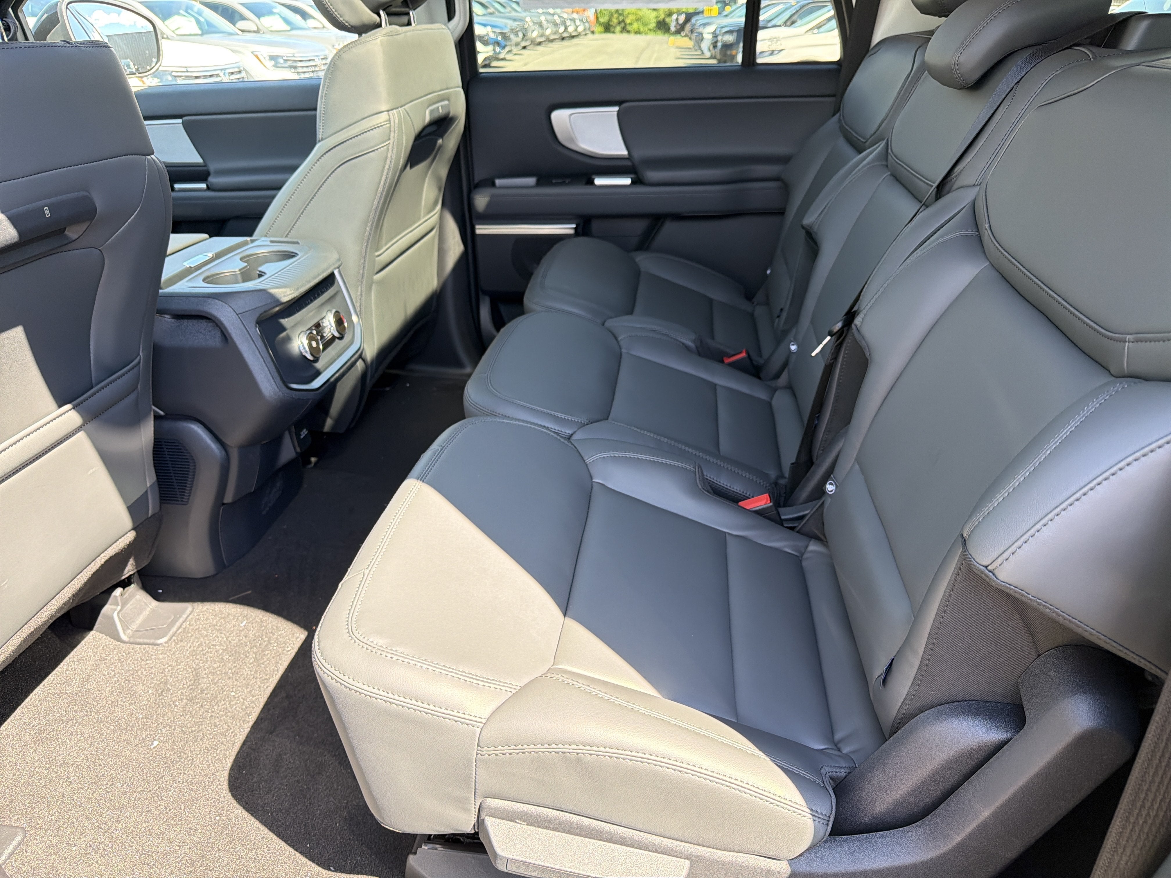 2027 Ford Expedition MAX Active