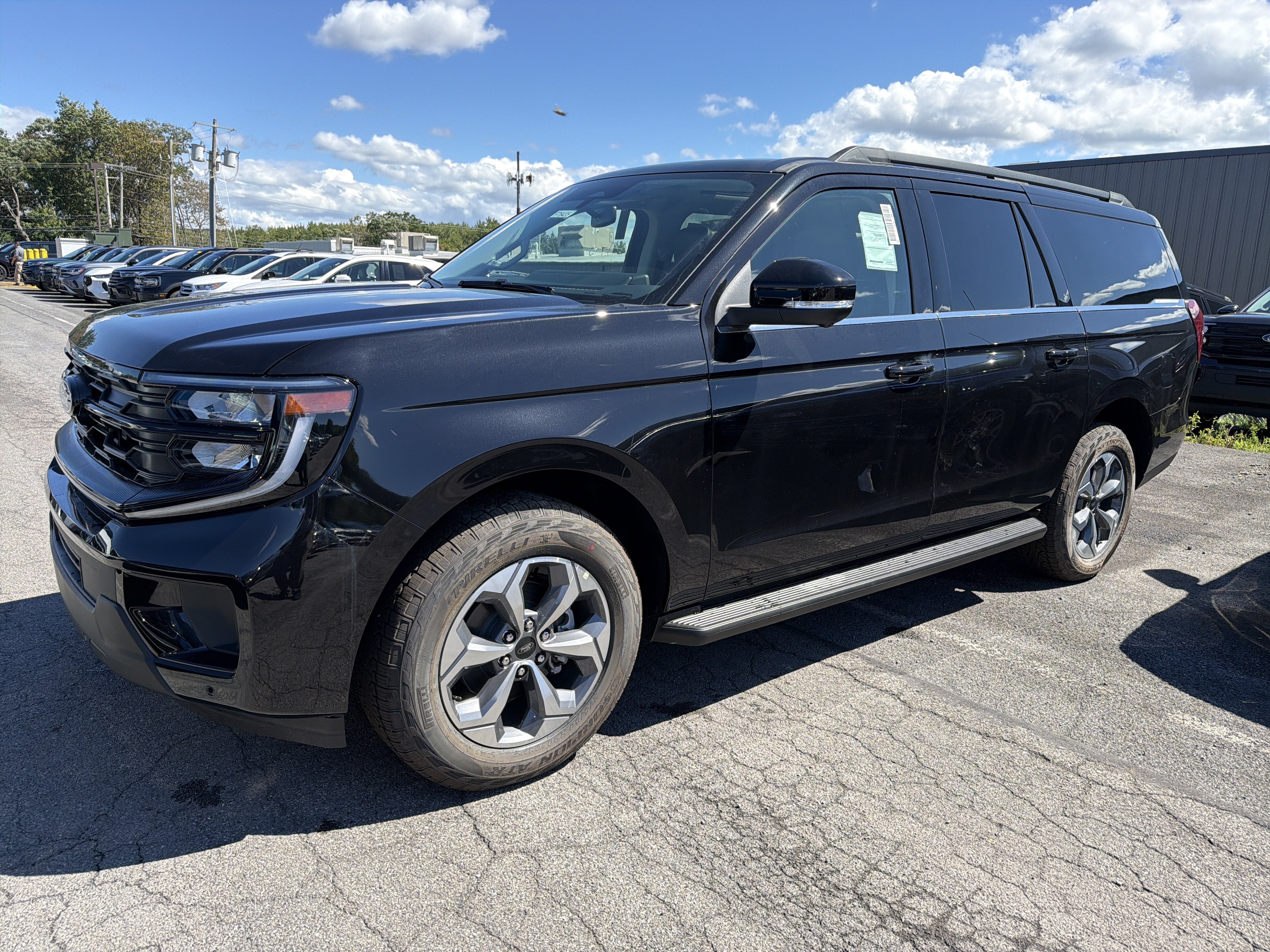2027 Ford Expedition MAX Active