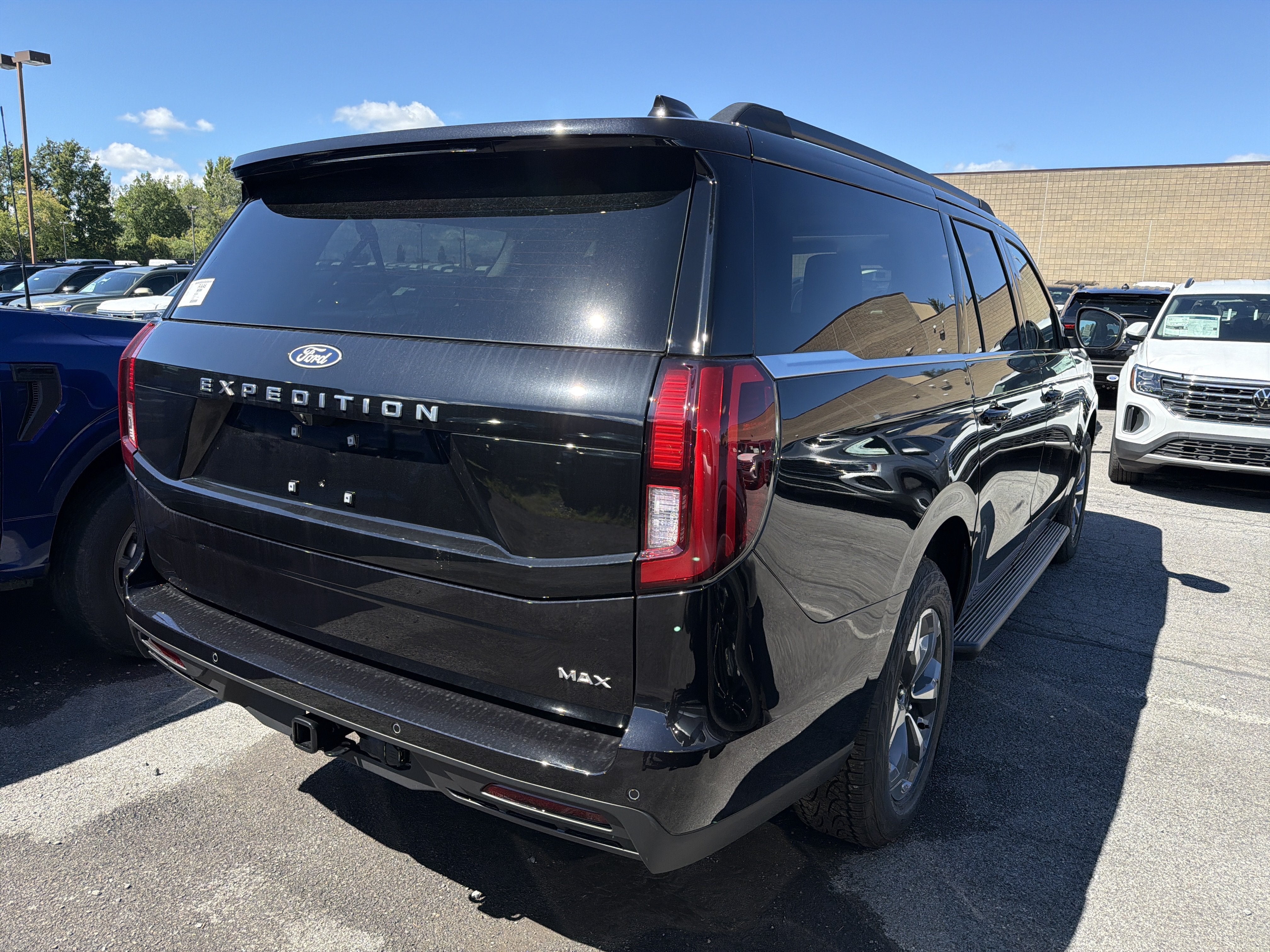 2027 Ford Expedition MAX Active