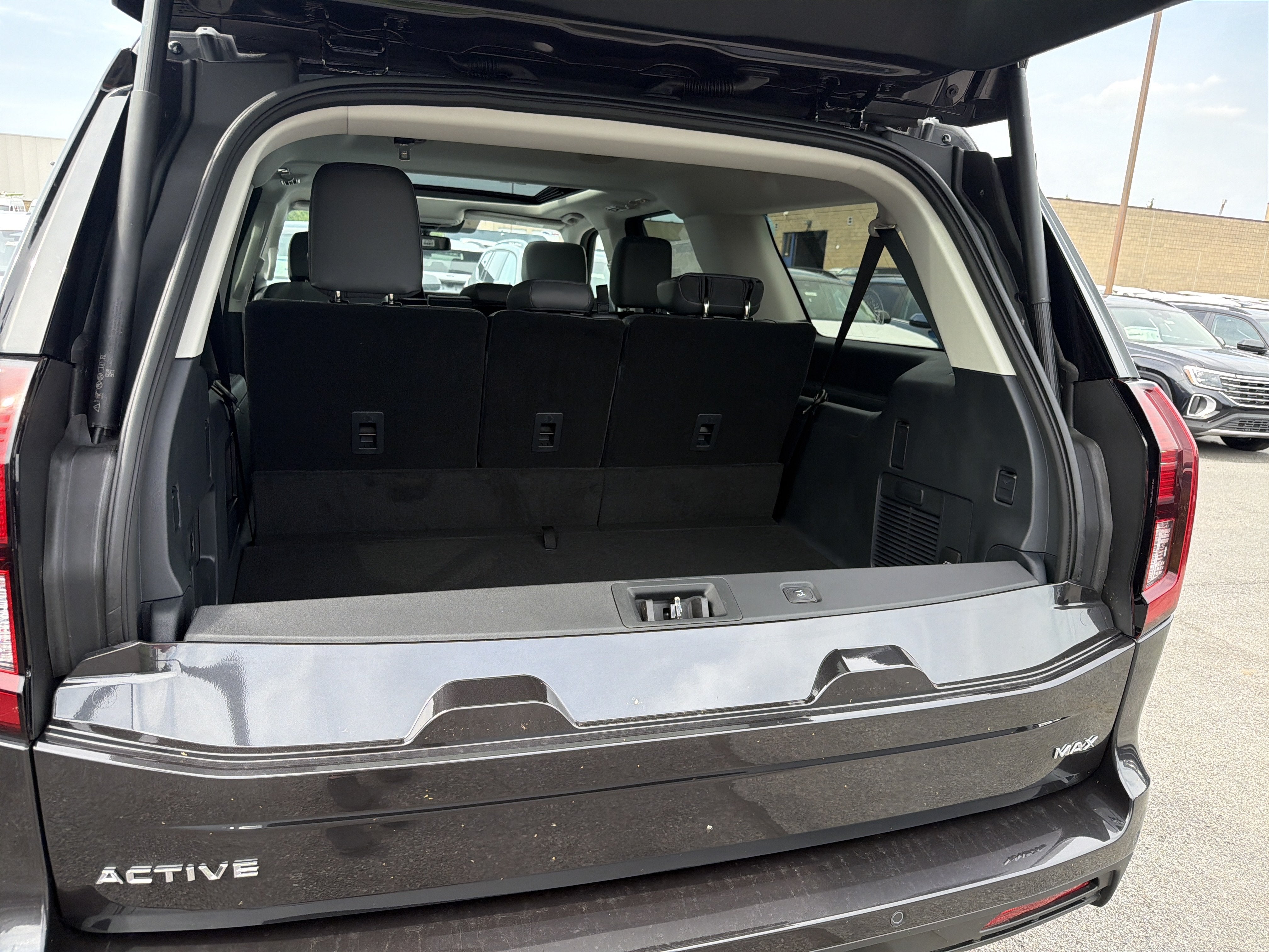 2026 Ford Expedition MAX Active