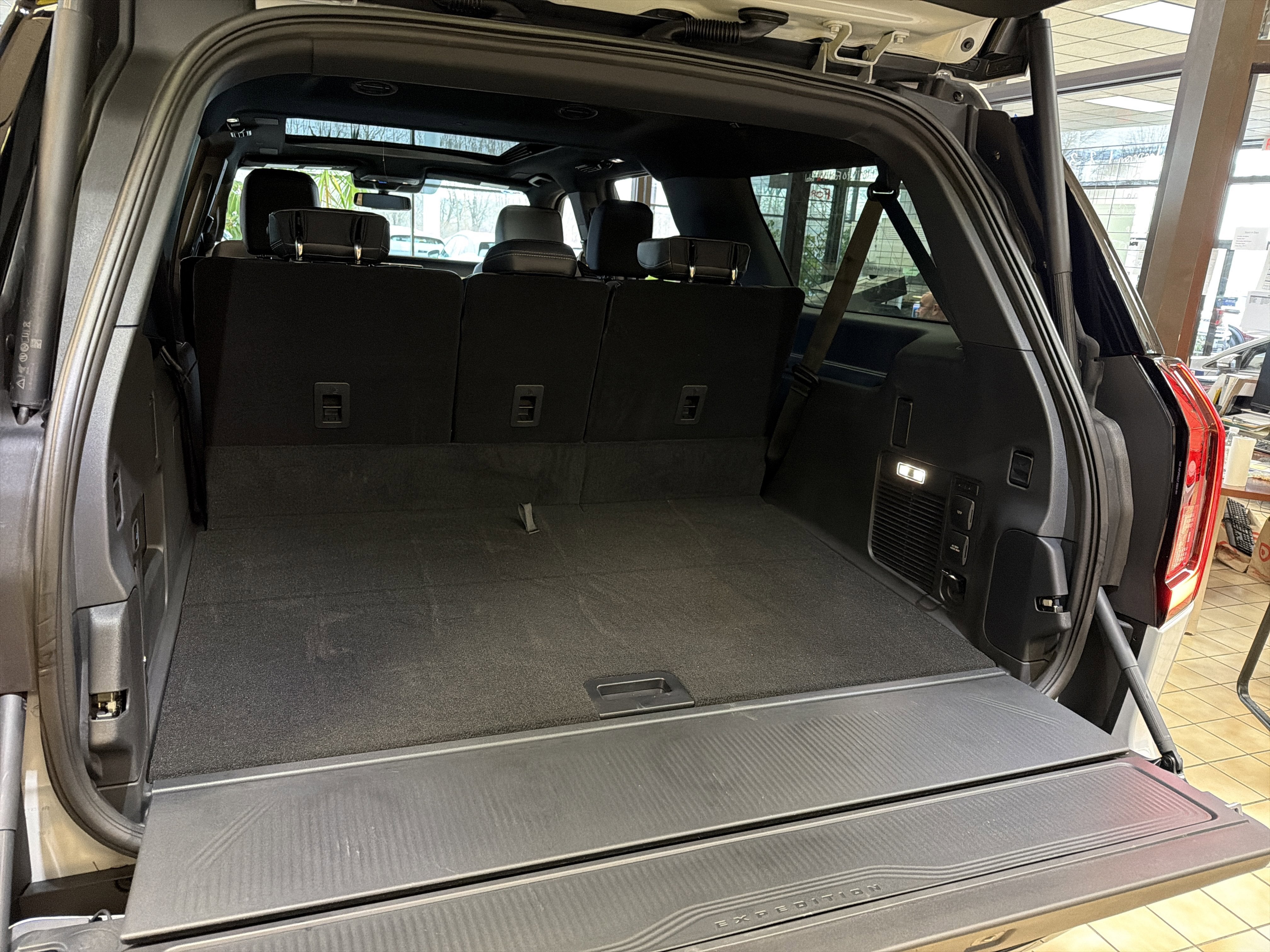 2025 Ford Expedition Platinum® MAX