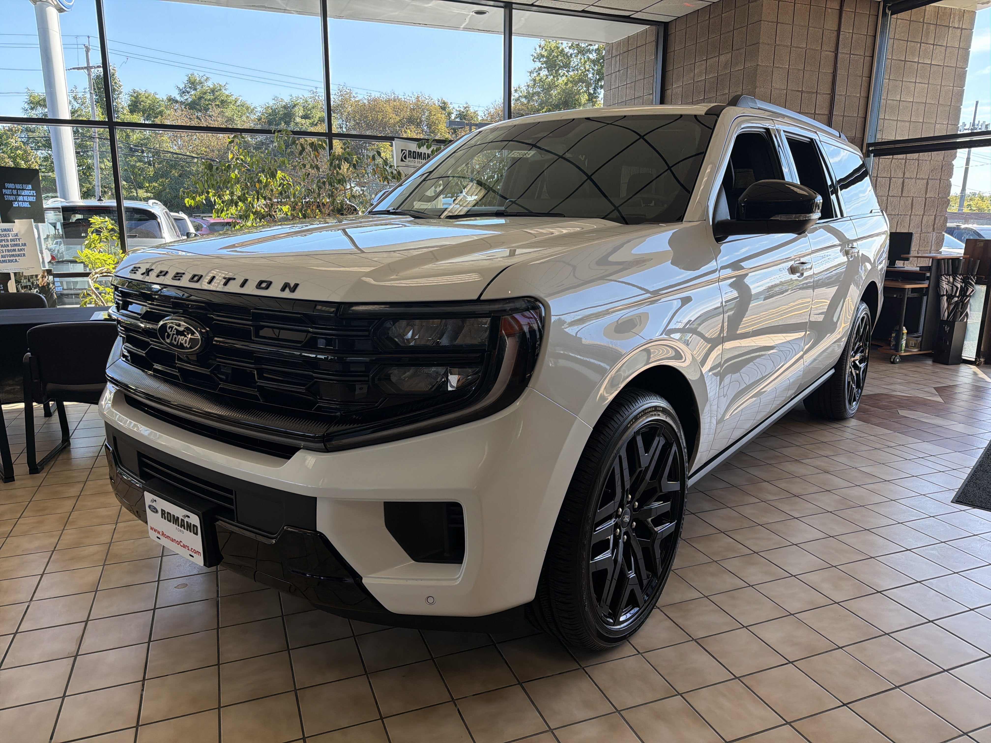 2026 Ford Expedition MAX Platinum®