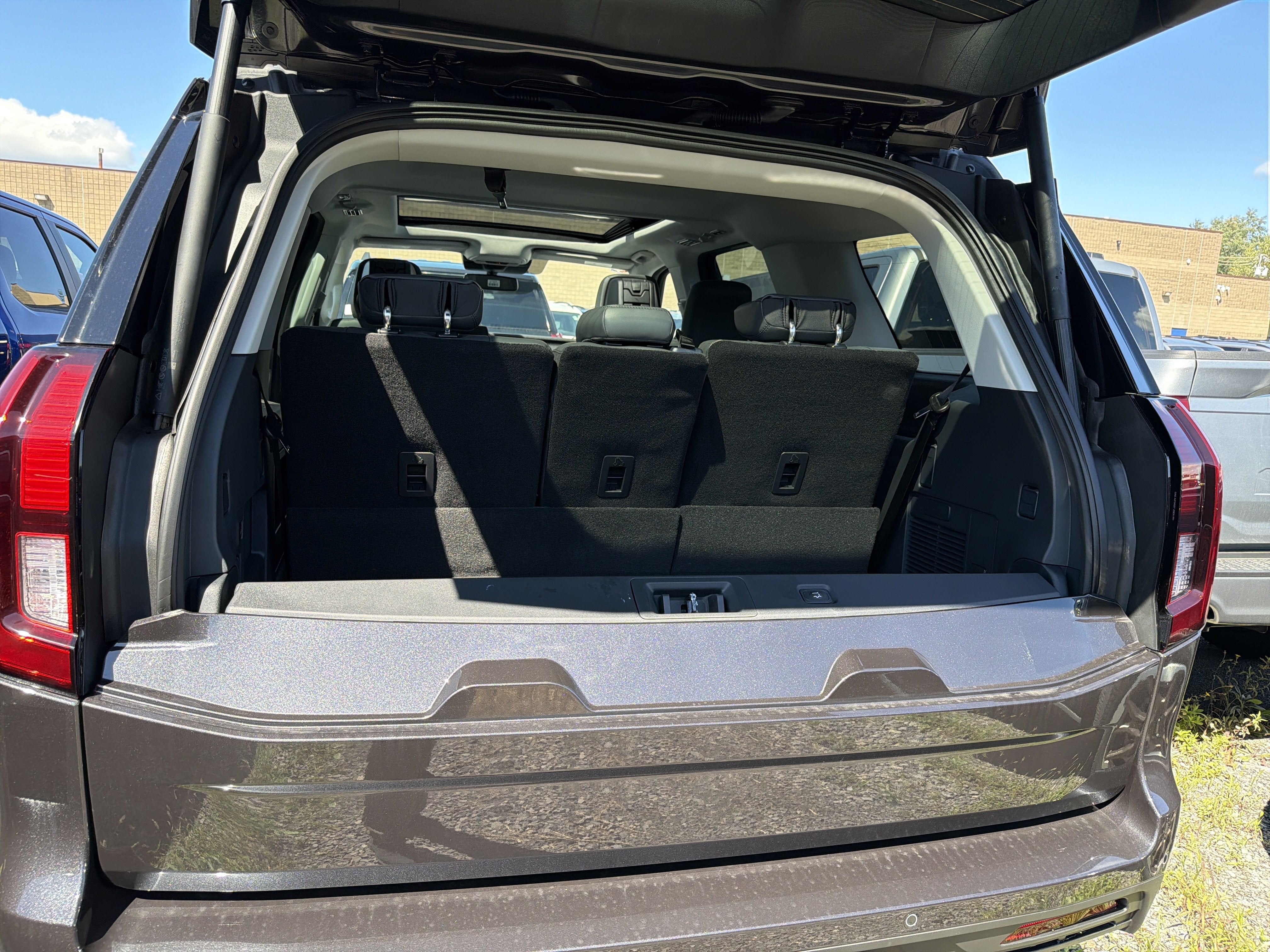2027 Ford Expedition Active