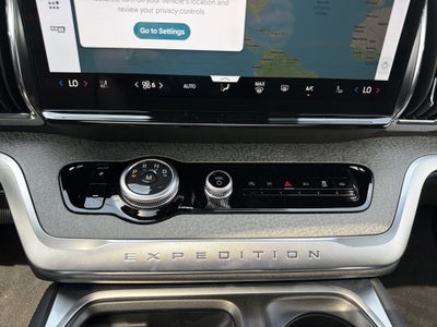 2027 Ford Expedition Tremor®