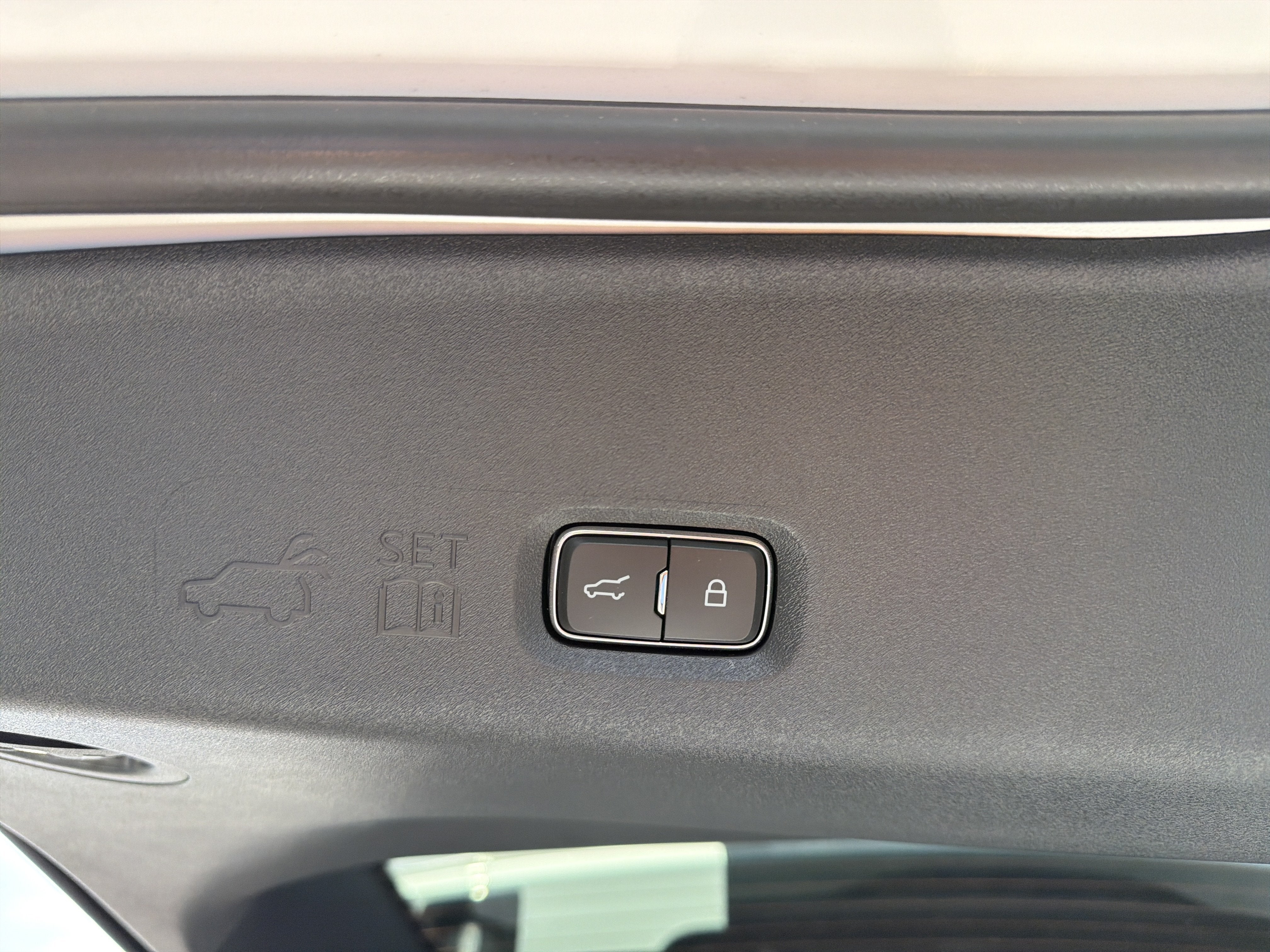 2027 Ford Expedition Tremor®