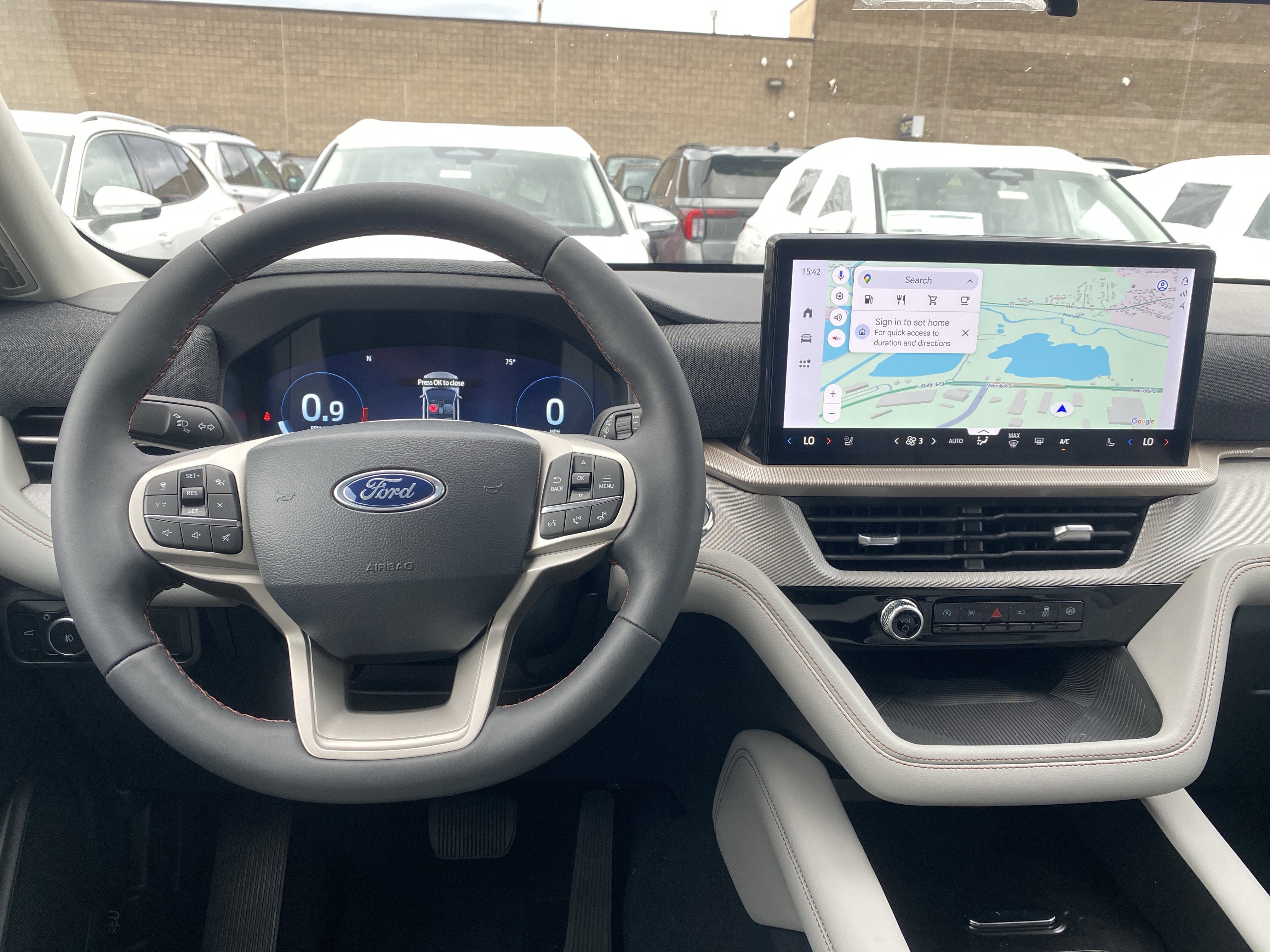 2025 Ford Explorer Active