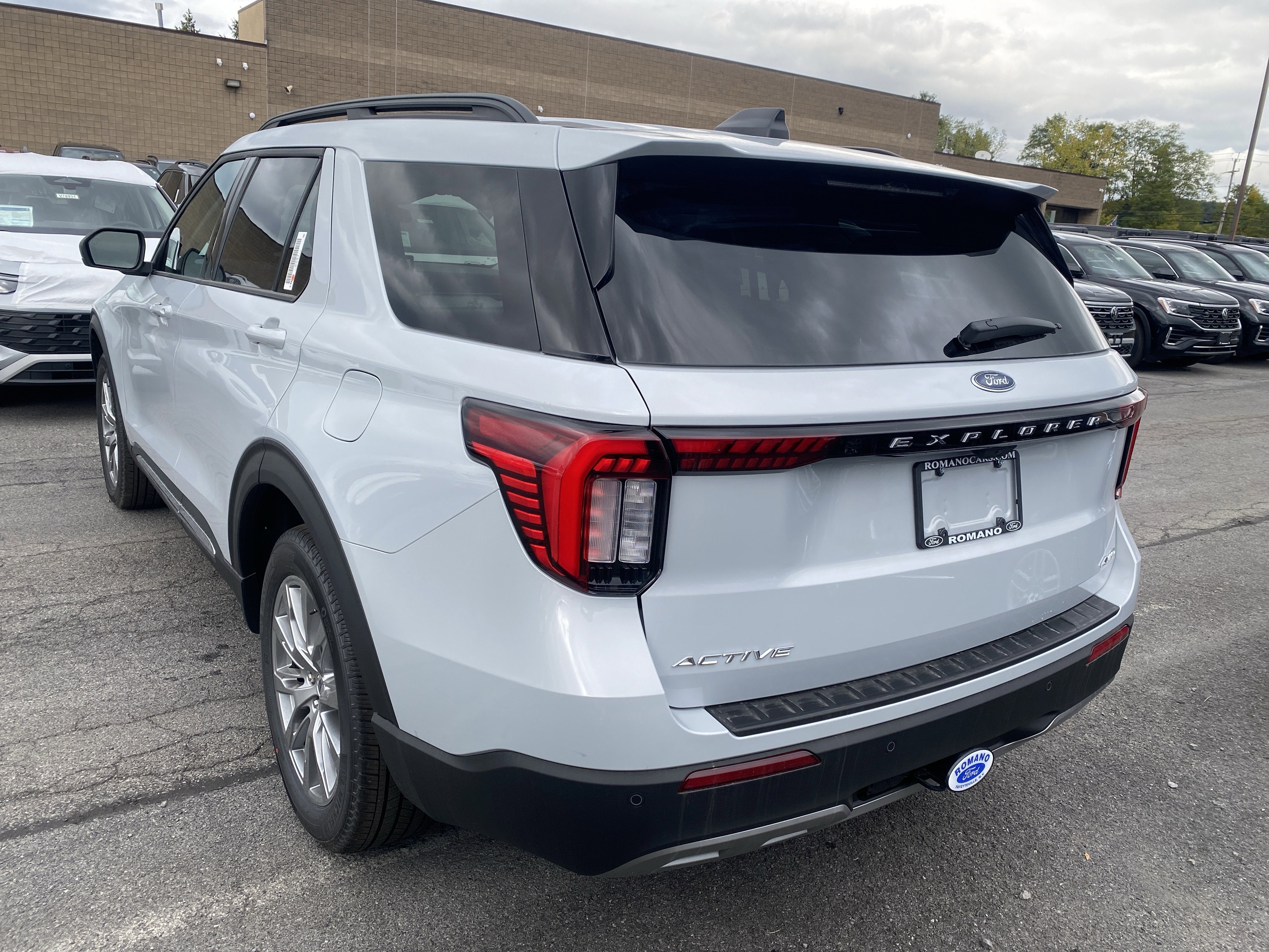 2025 Ford Explorer Active
