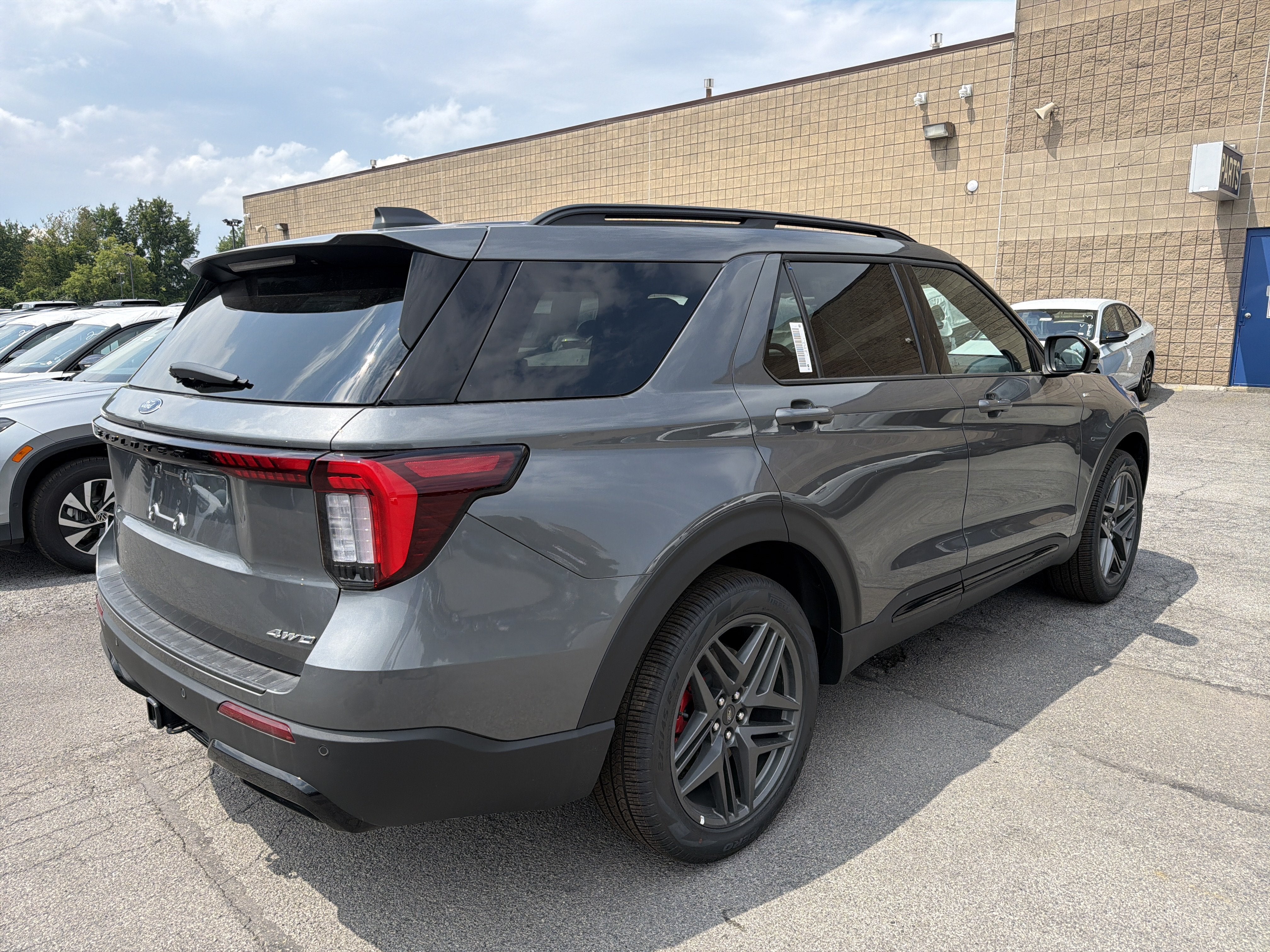 2026 Ford Explorer ST-Line