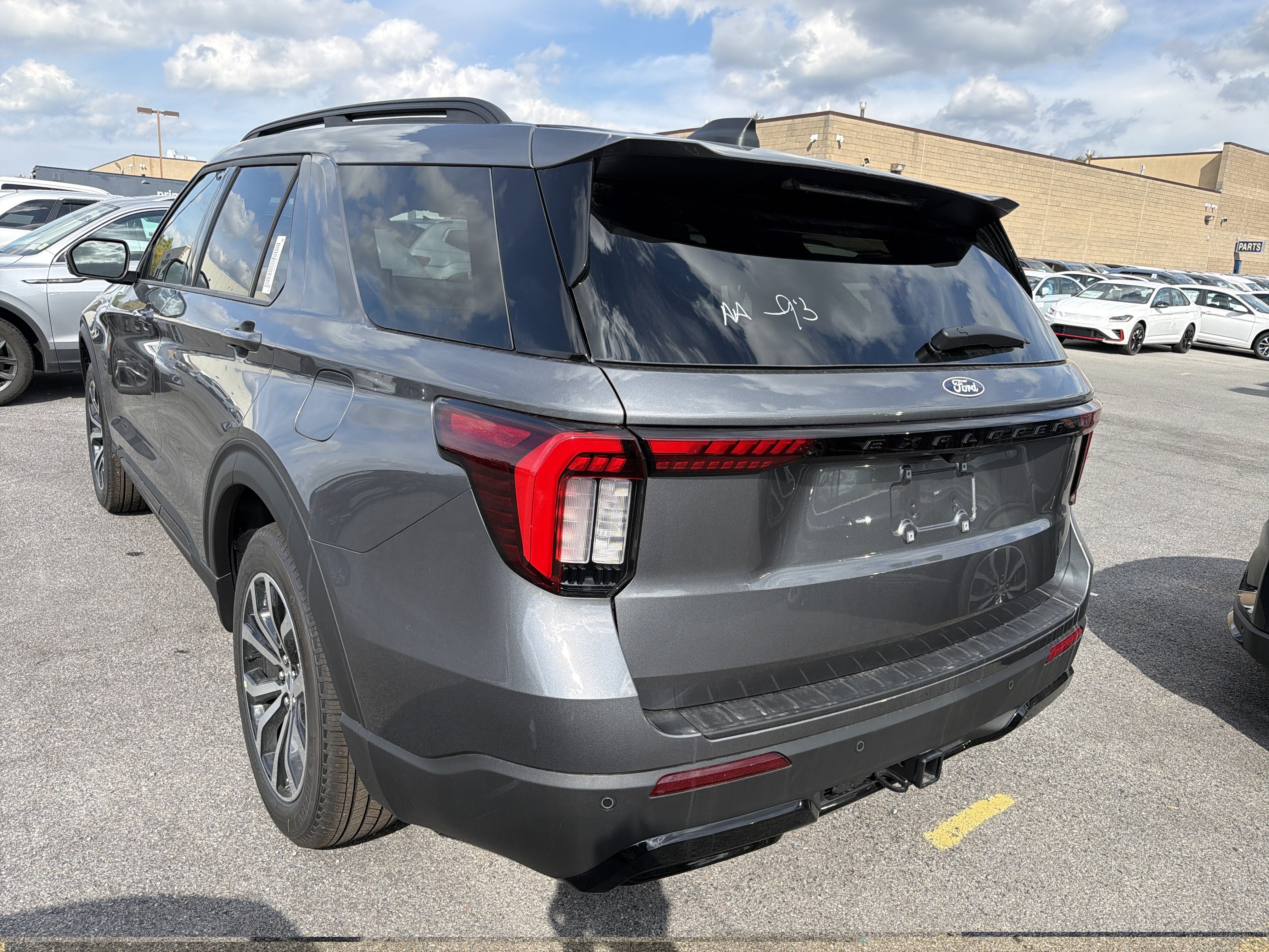 2027 Ford Explorer ST-Line