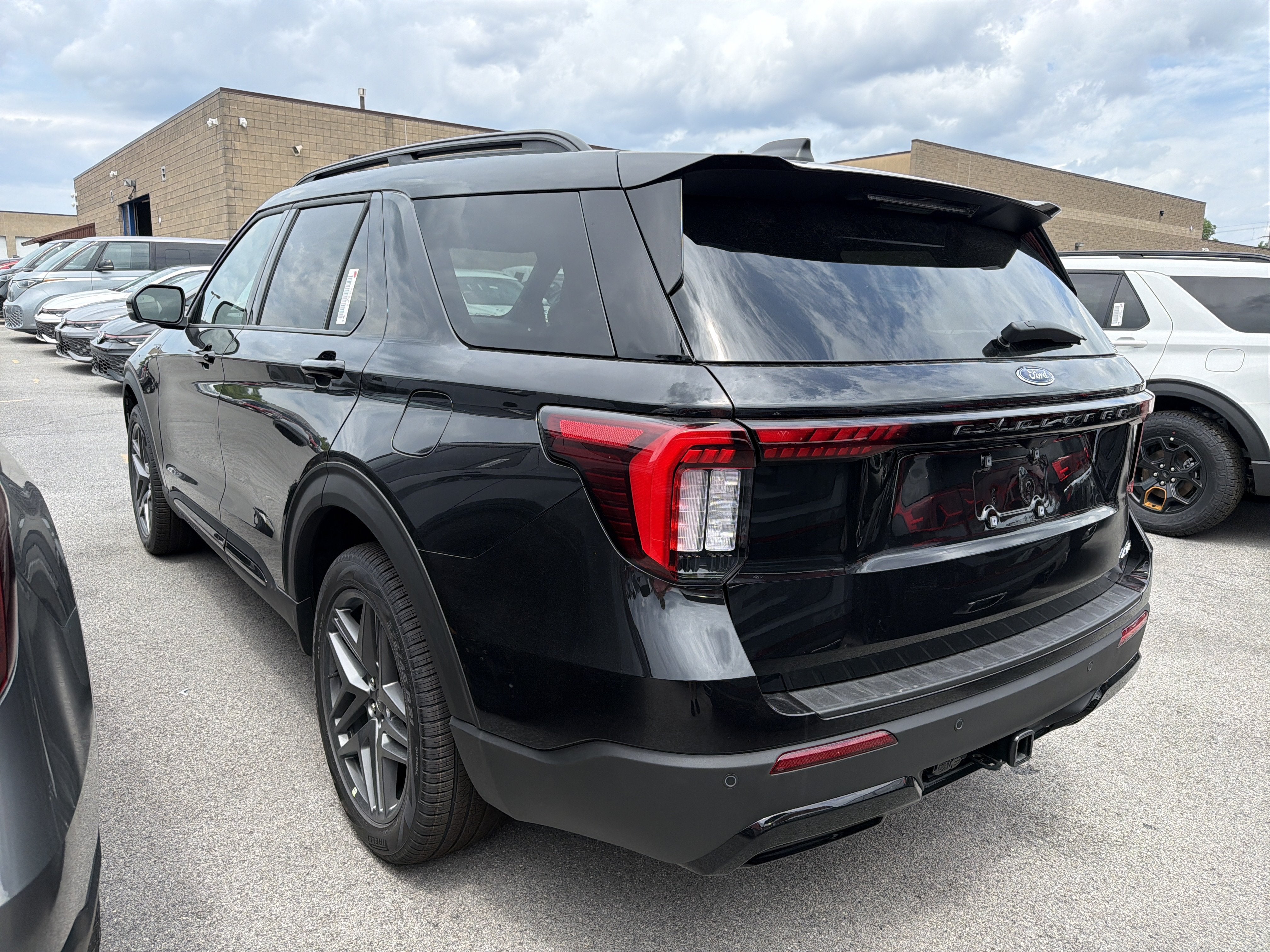 2026 Ford Explorer ST-Line