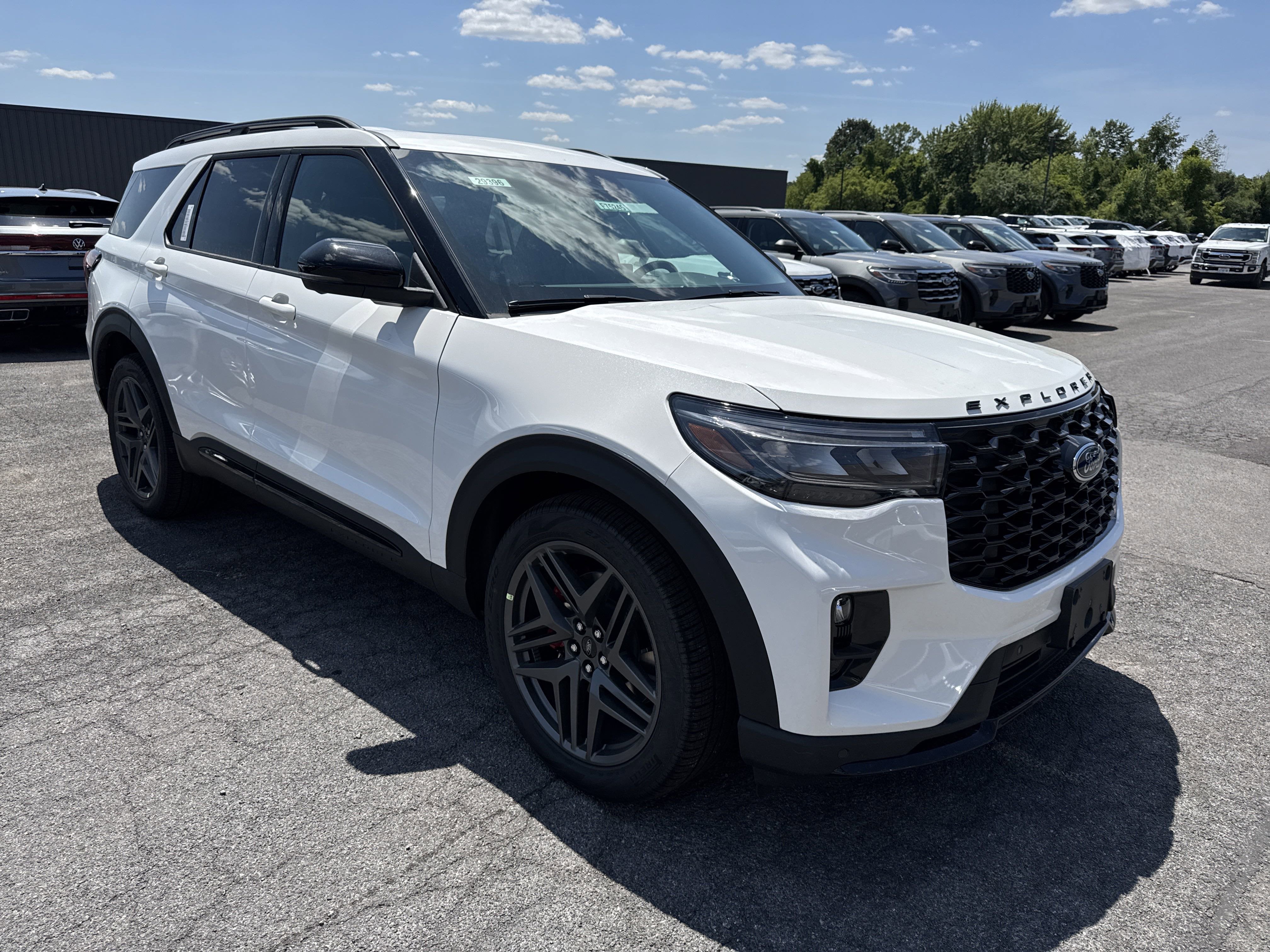 2025 Ford Explorer ST