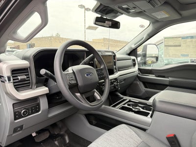 2026 Ford Super Duty F-350® XLT