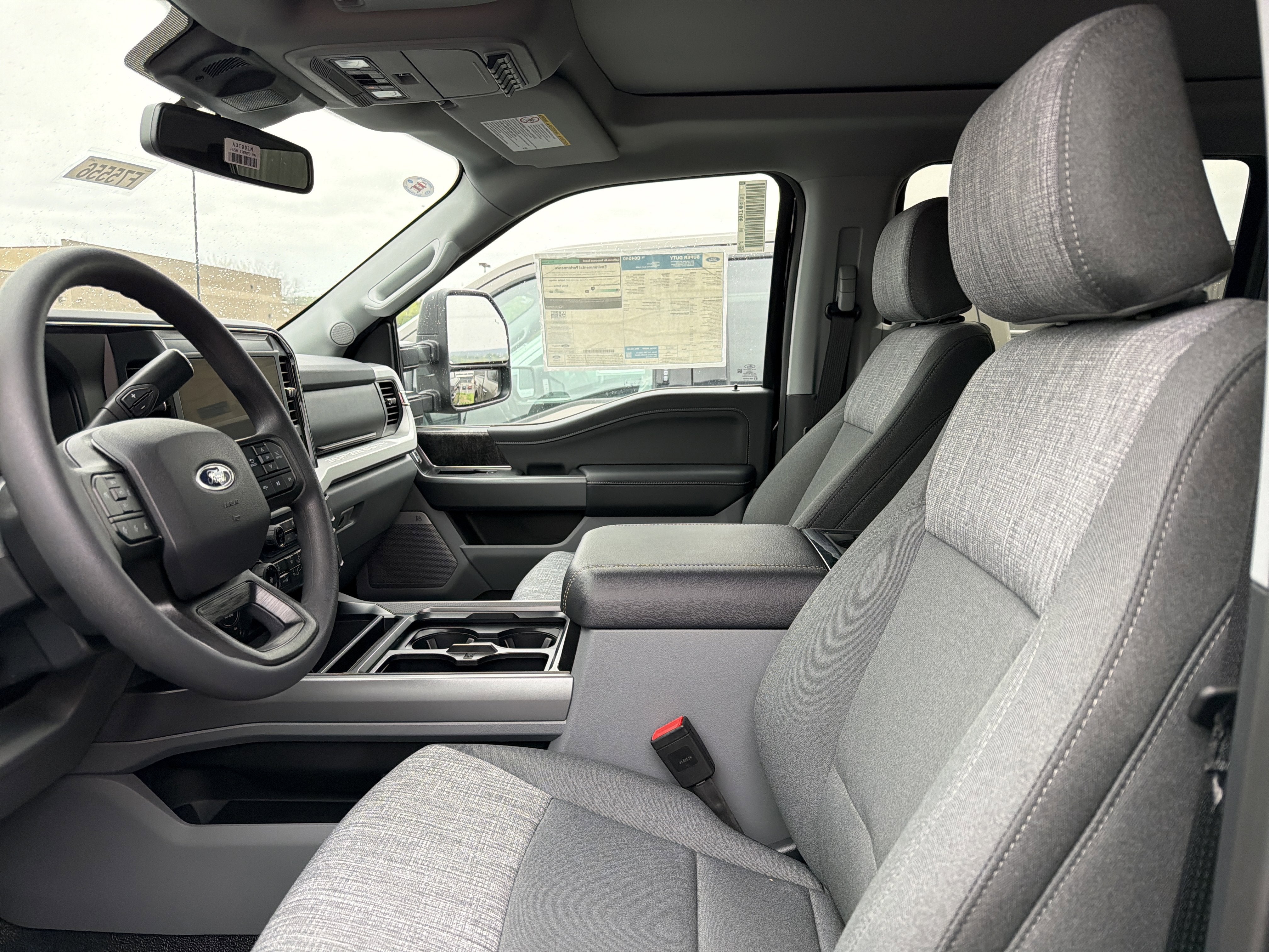 2026 Ford Super Duty F-350® XLT