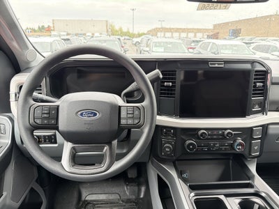 2026 Ford Super Duty F-350® XLT