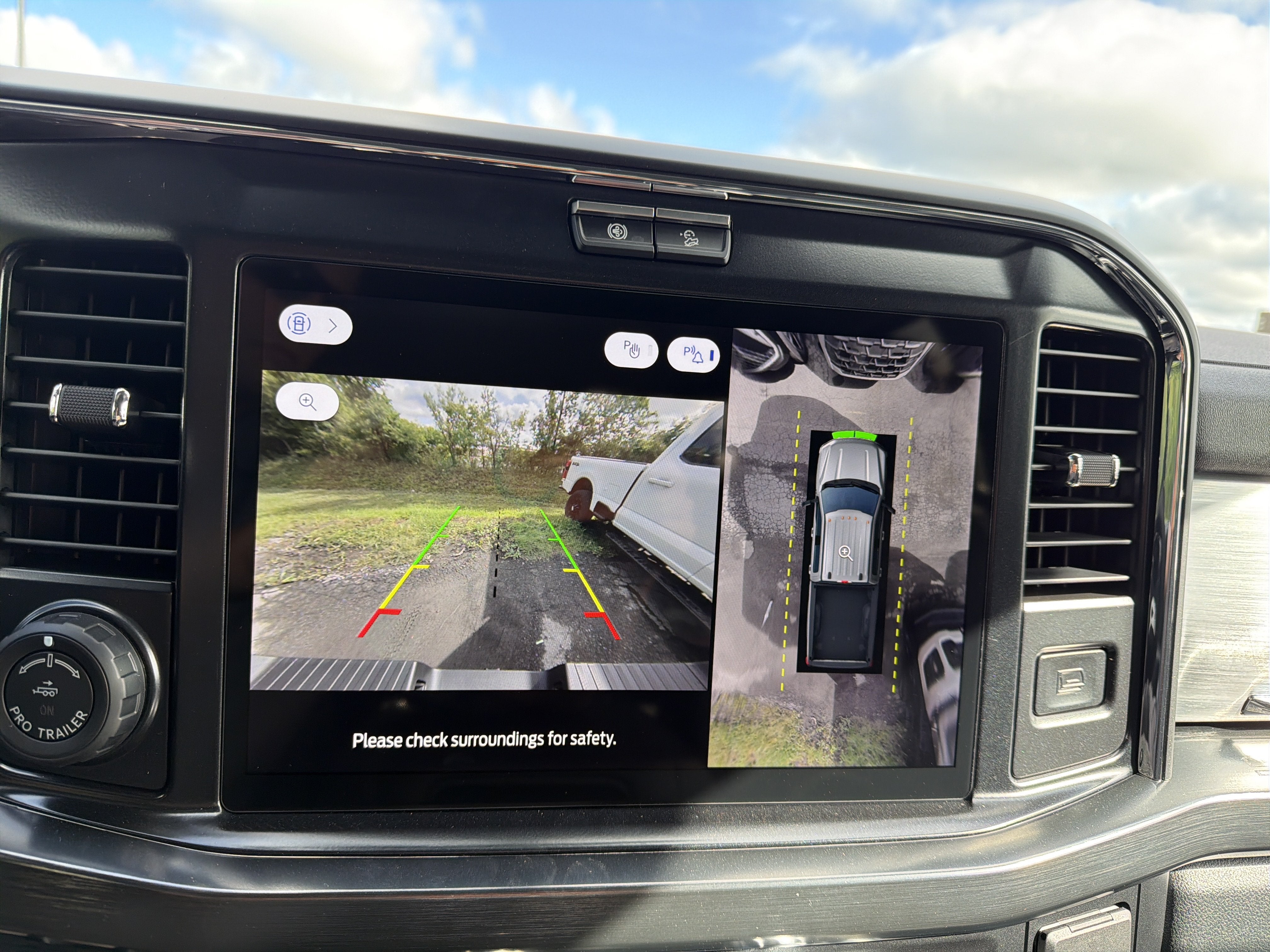 2026 Ford Super Duty F-350® Lariat®