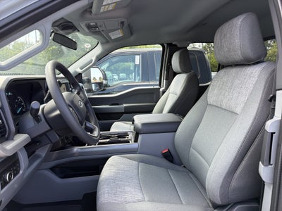 2026 Ford Super Duty F-350® XLT