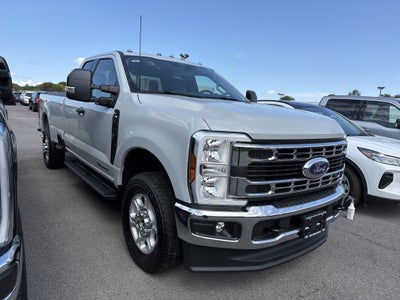 2026 Ford Super Duty F-350® XLT