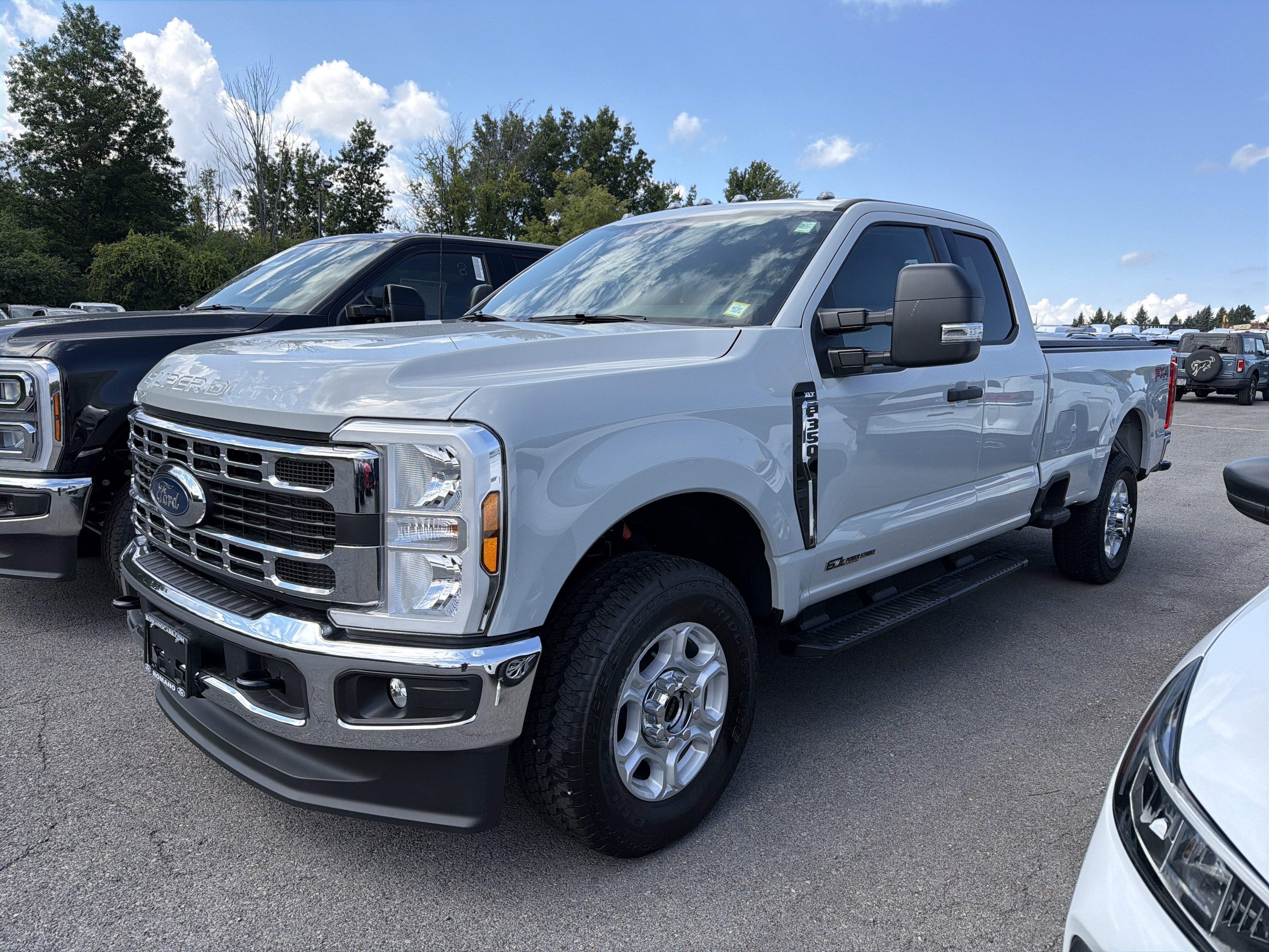 2026 Ford Super Duty F-350® XLT