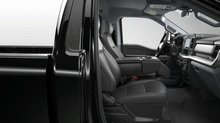 2026 Ford Super Duty F-350® XLT