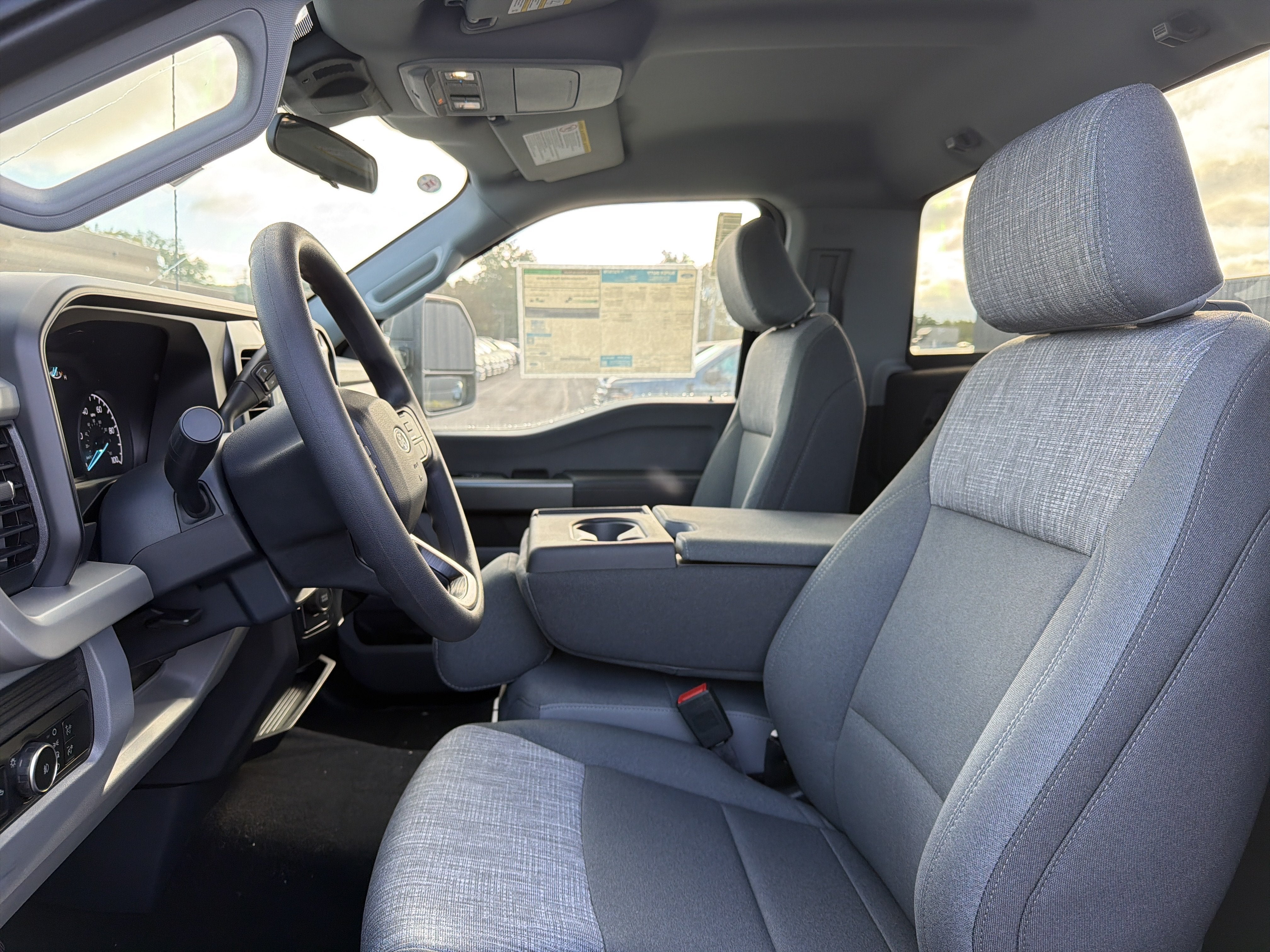 2026 Ford Super Duty F-350® XLT