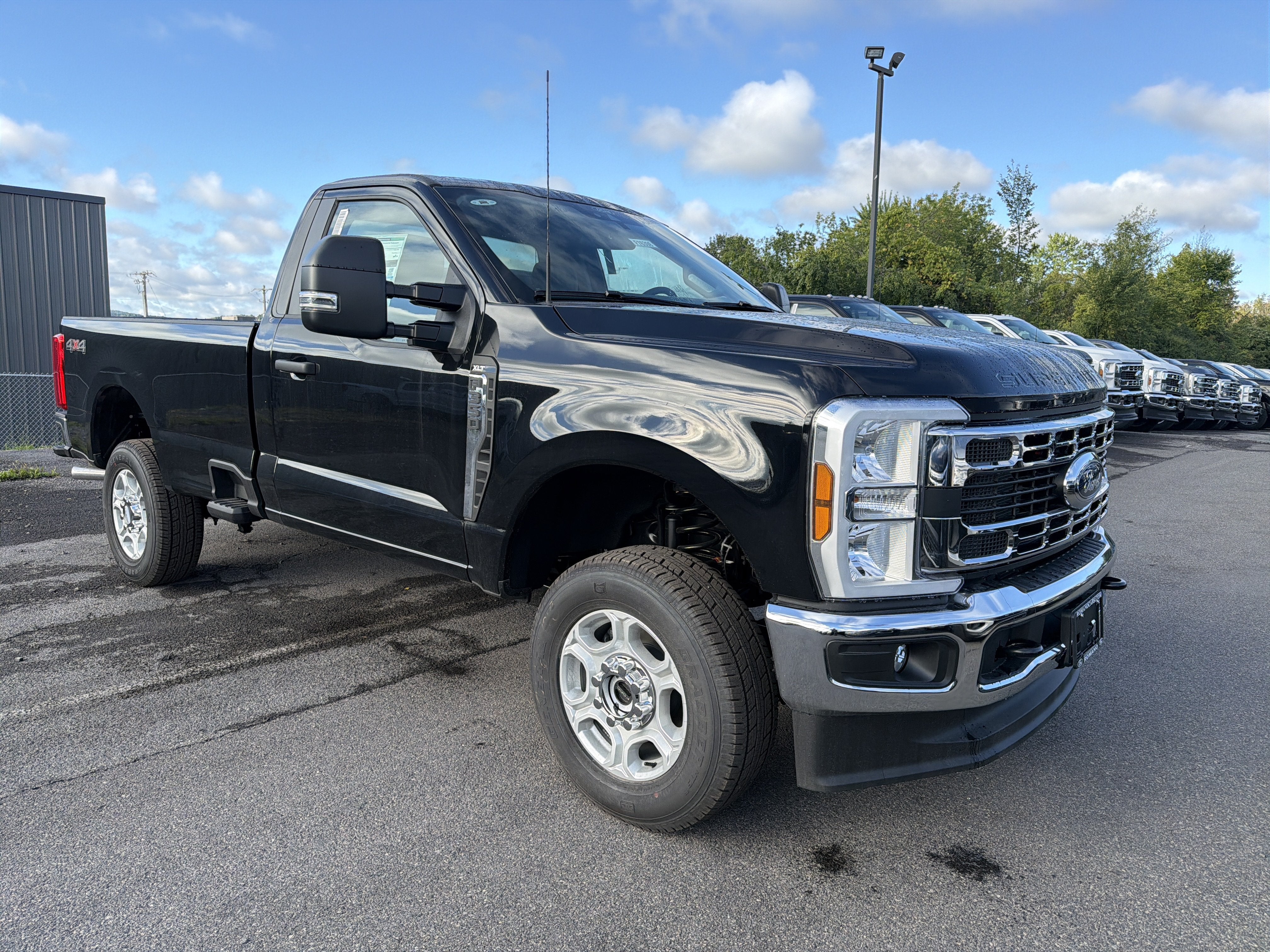 2026 Ford Super Duty F-350® XLT